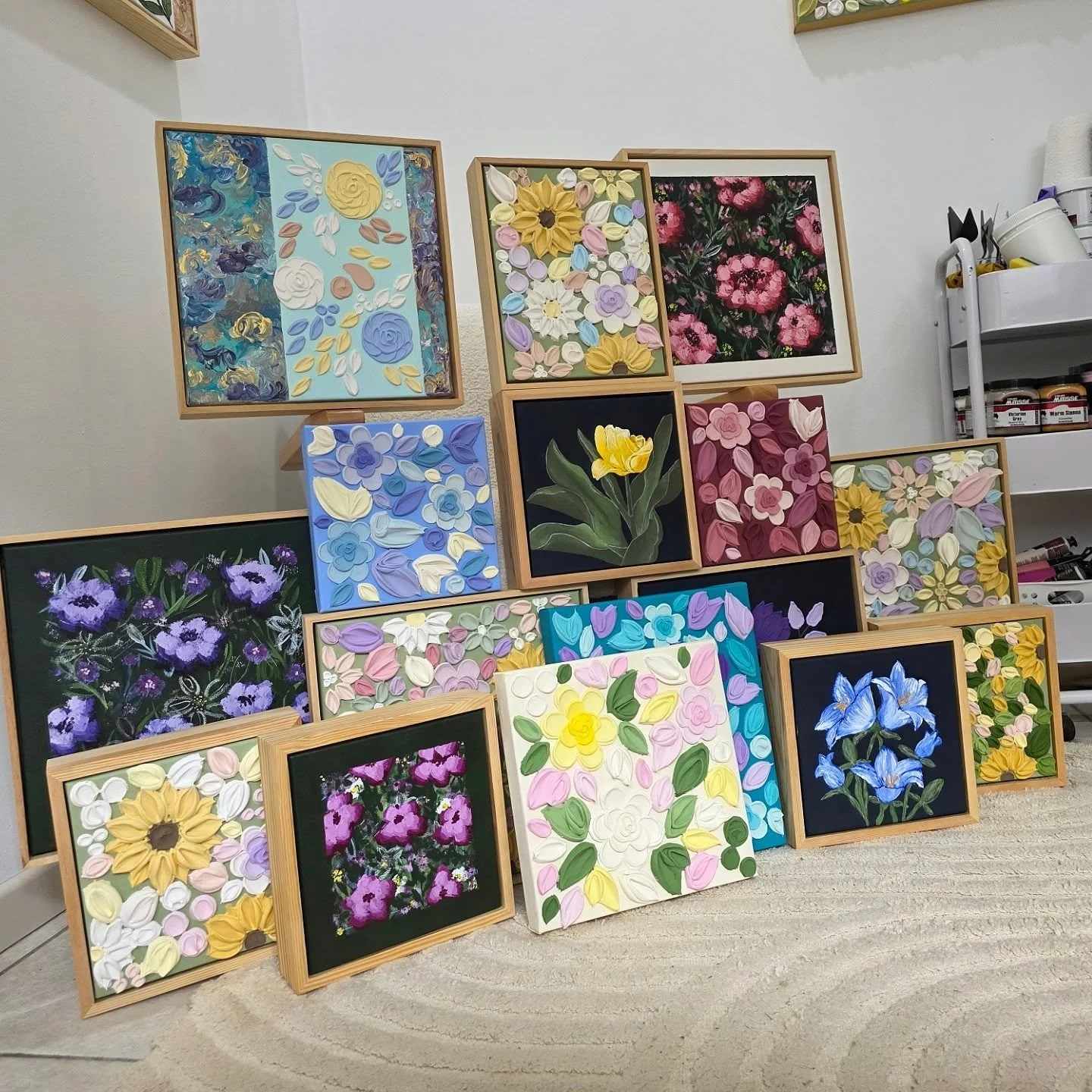 A few pieces still sitting in my studio 🤍
If you&rsquo;re still in the market for the perfect Mother&rsquo;s Day gift, I&rsquo;ve reduced a selection of smaller artworks on my website.
You can view via the link in my bio under &lsquo;Mini Blooms for