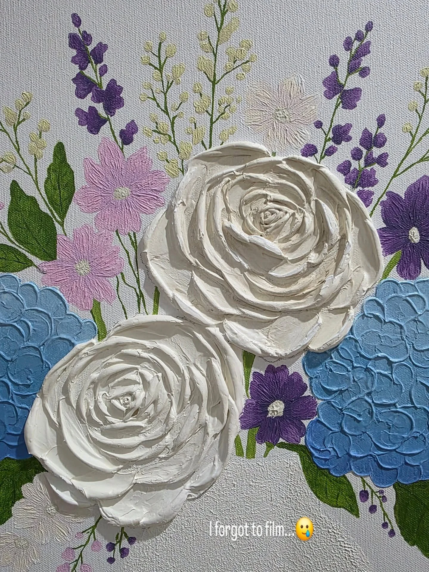 I forgot to film these pieces&hellip; 🥲
Which is actually a bit tragic because I love how they&rsquo;re turning out 😂 

What do you think so far? 

This is what it really looked like in the studio the past few weeks...late nights, paint everywhere,