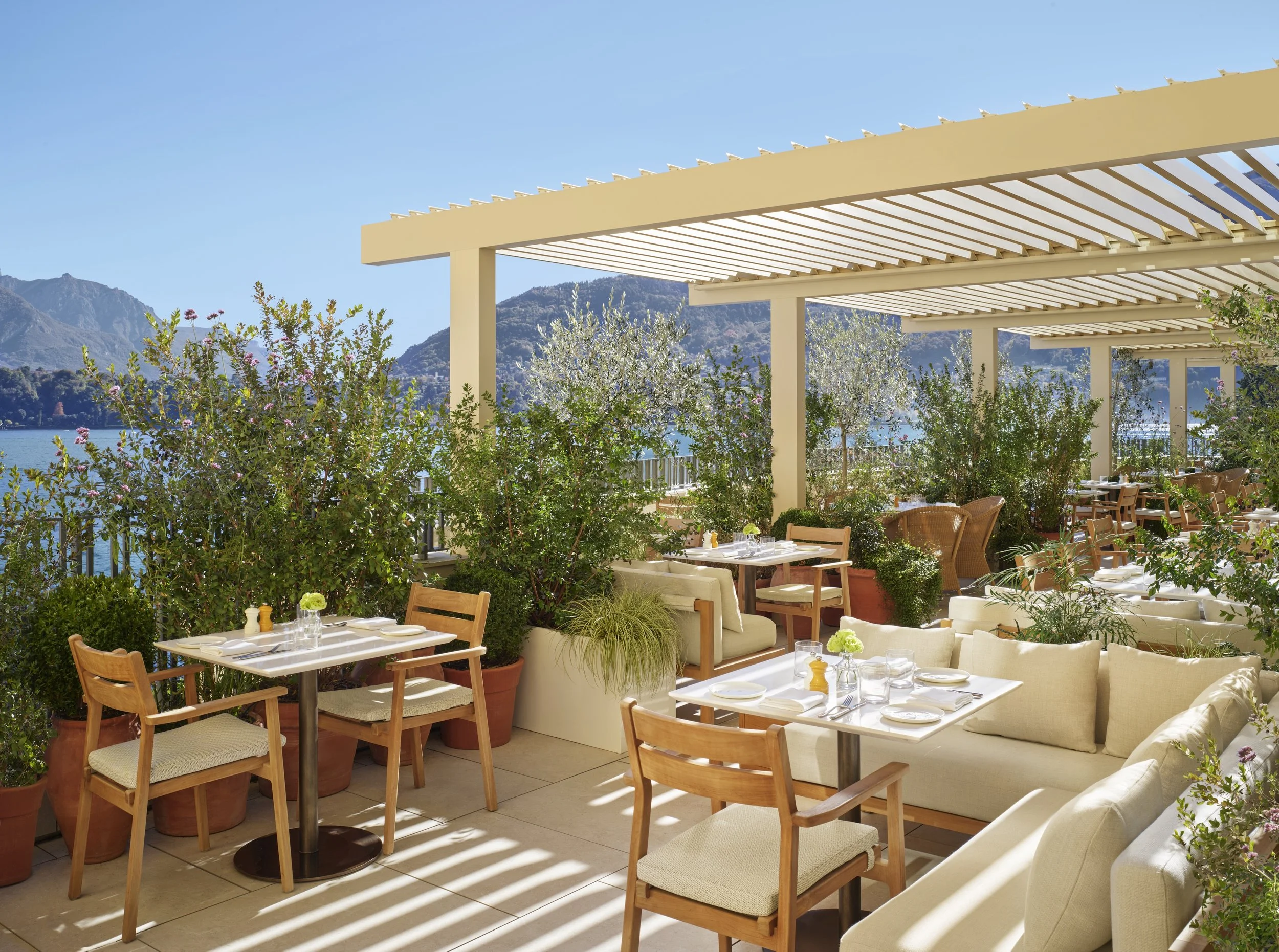 The Lake Como EDITION - RENZO Hotel outdoor dining area