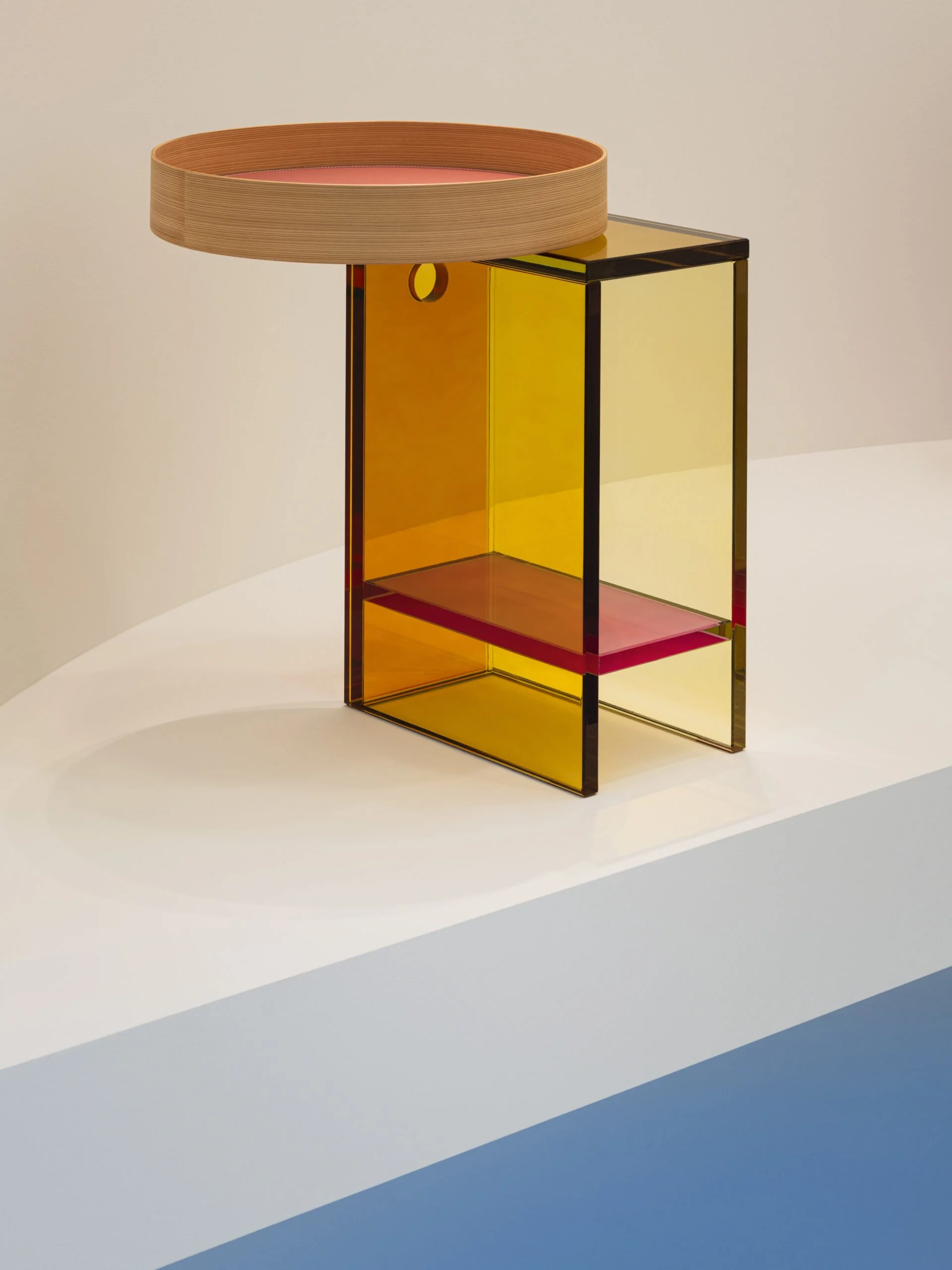 Pivot d’Hermès side table by Tomás Alonso