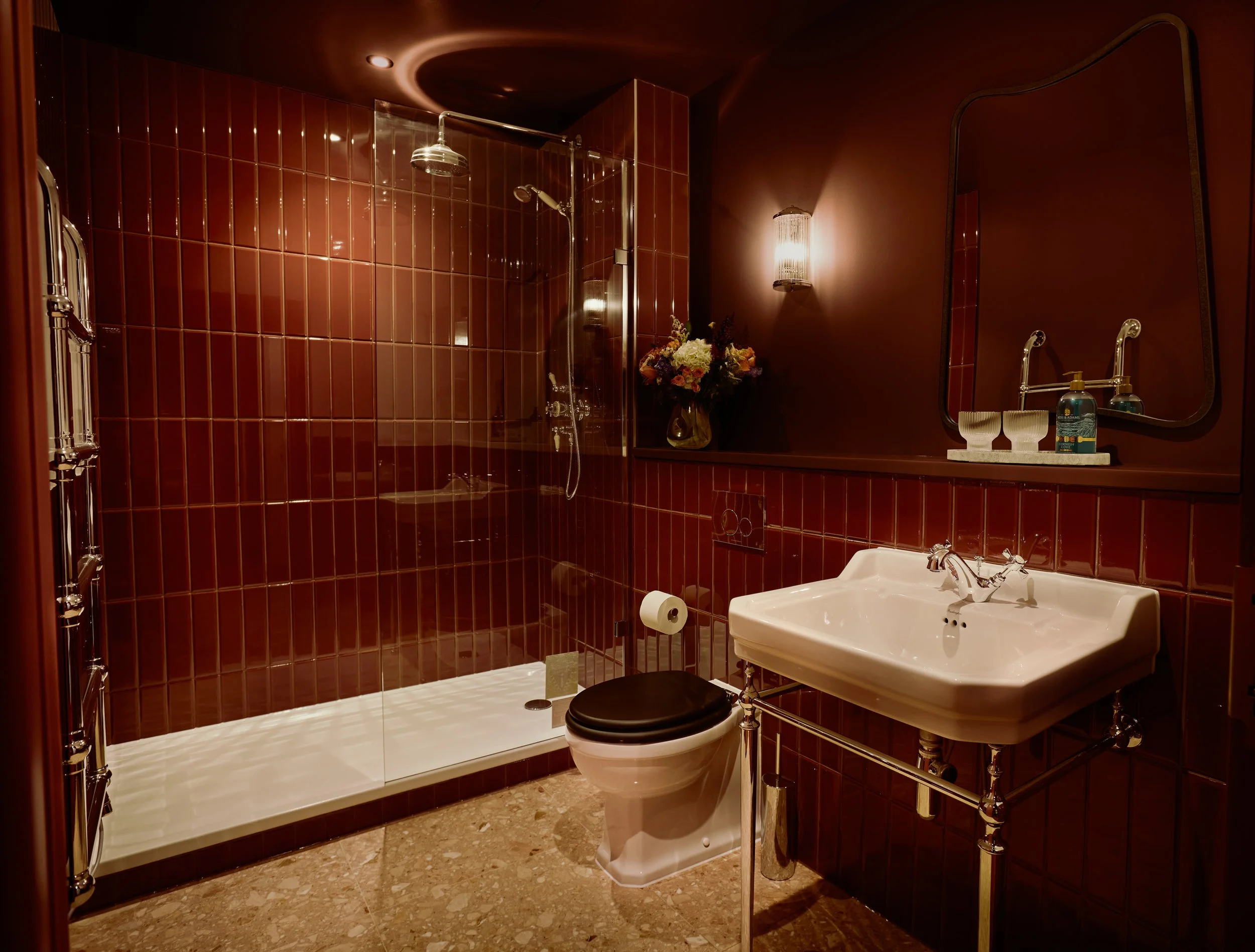 House of Gods Hotel deep red burgundary Bathroom_LondonClassic_JMann_