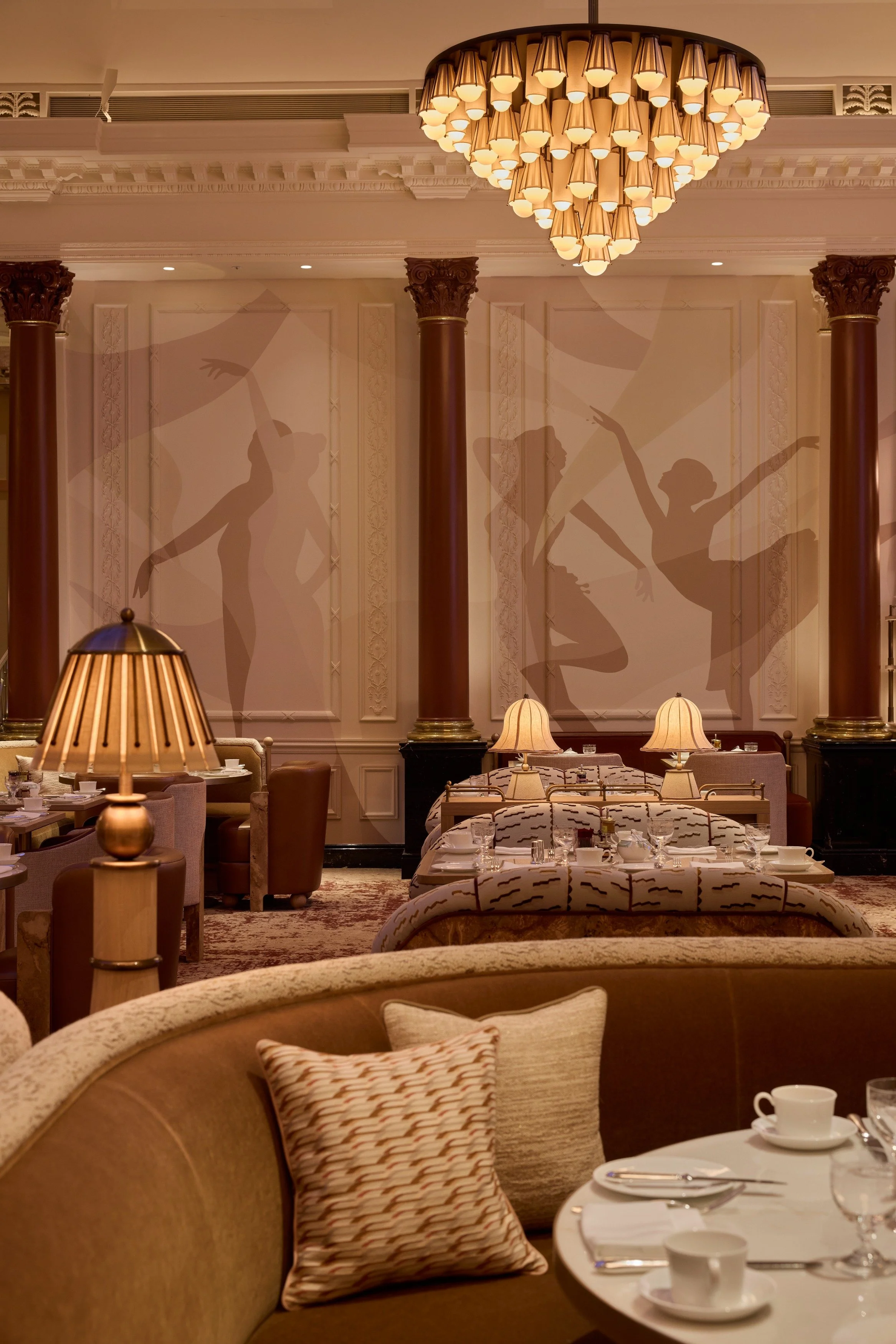Gallery, The Savoy Hotel, London