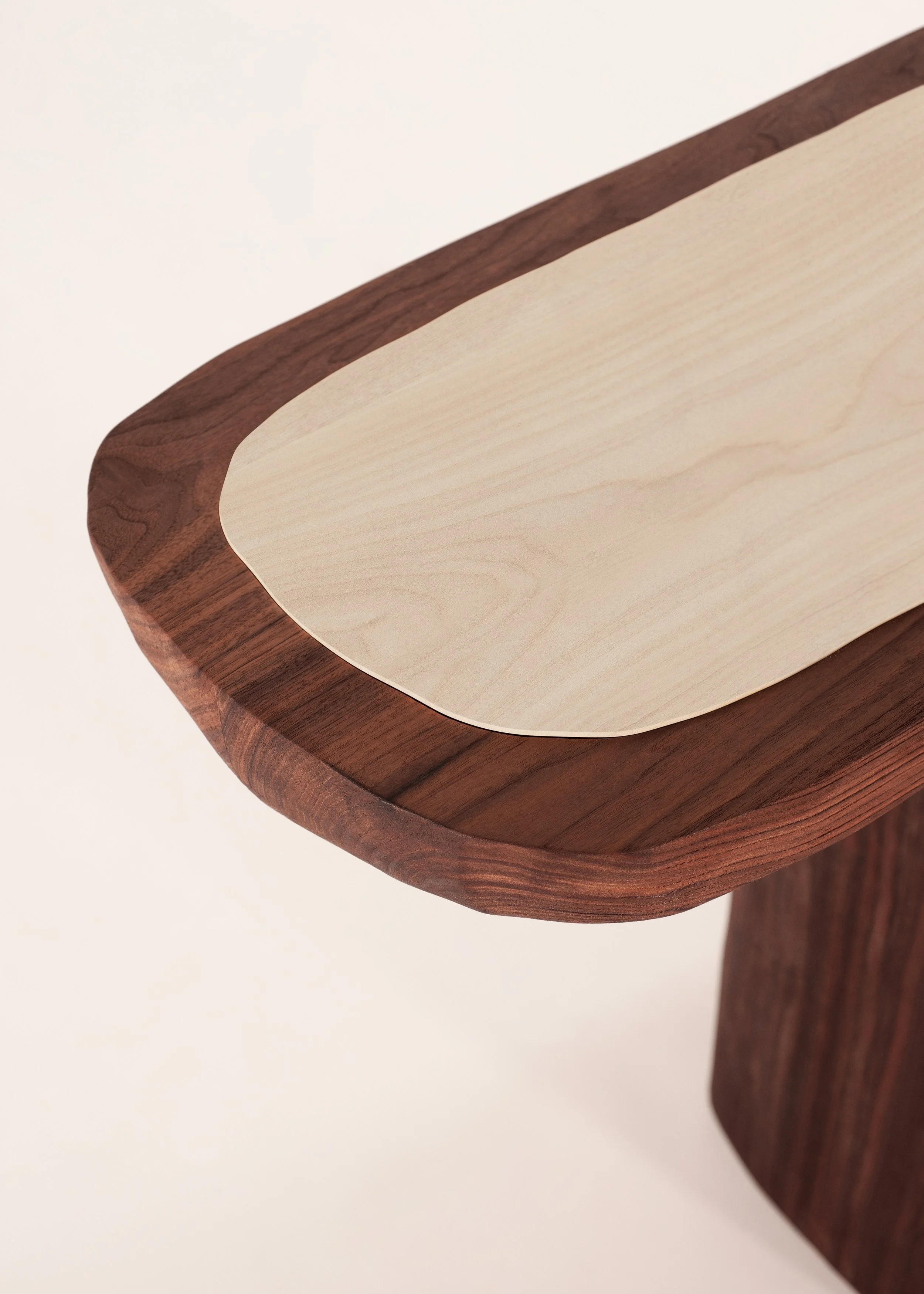 LIPR+-+Faye+Toogood+x+Tacchini+-+Bread+Console+-+2025.jpg