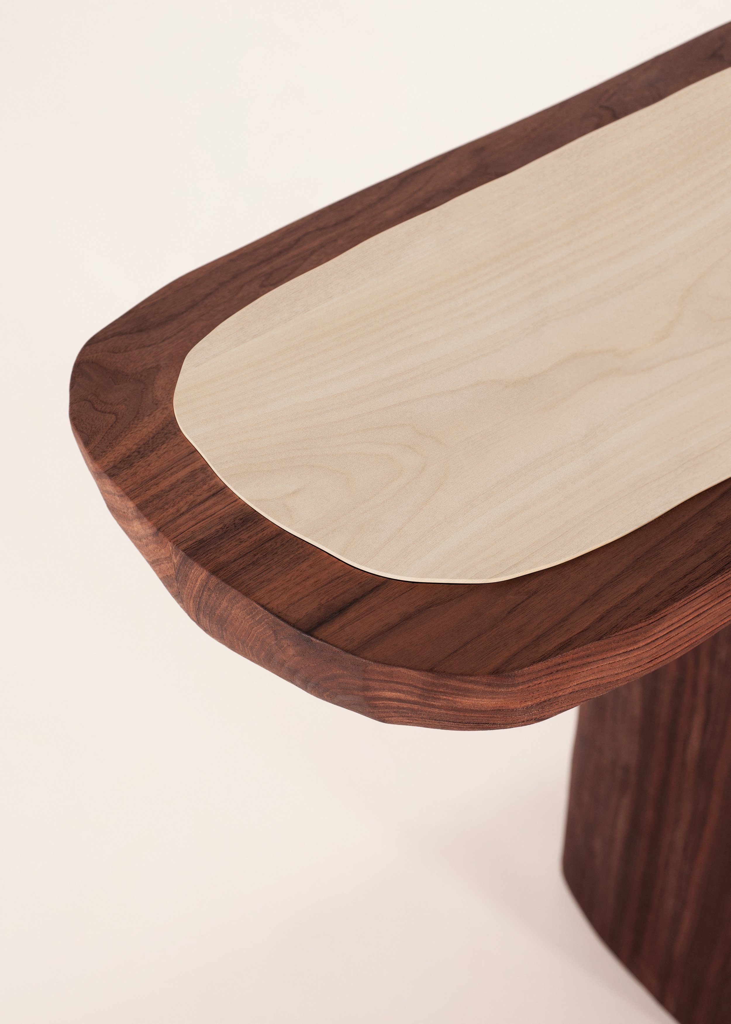 LIPR+-+Faye+Toogood+x+Tacchini+-+Bread+Console+-+2025.jpg