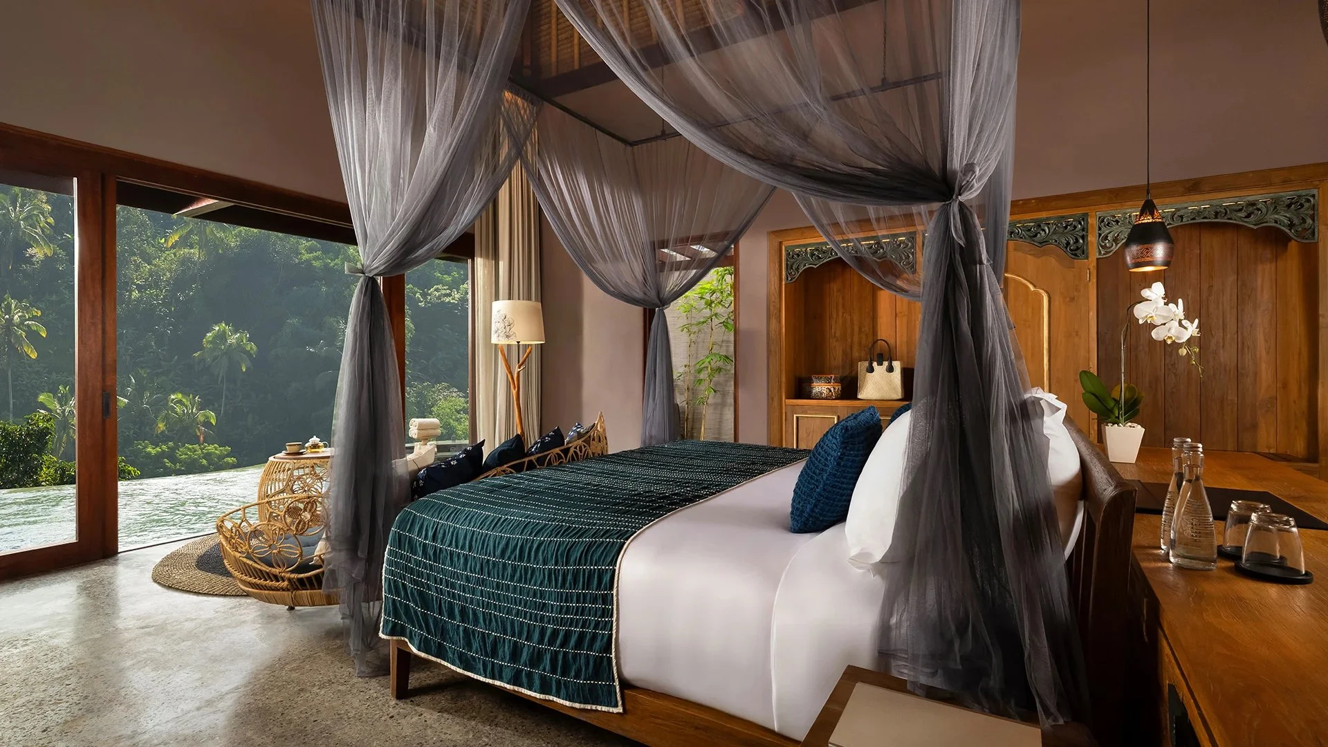Akohara Buahan Village Retreat suite and pool bali.jpg