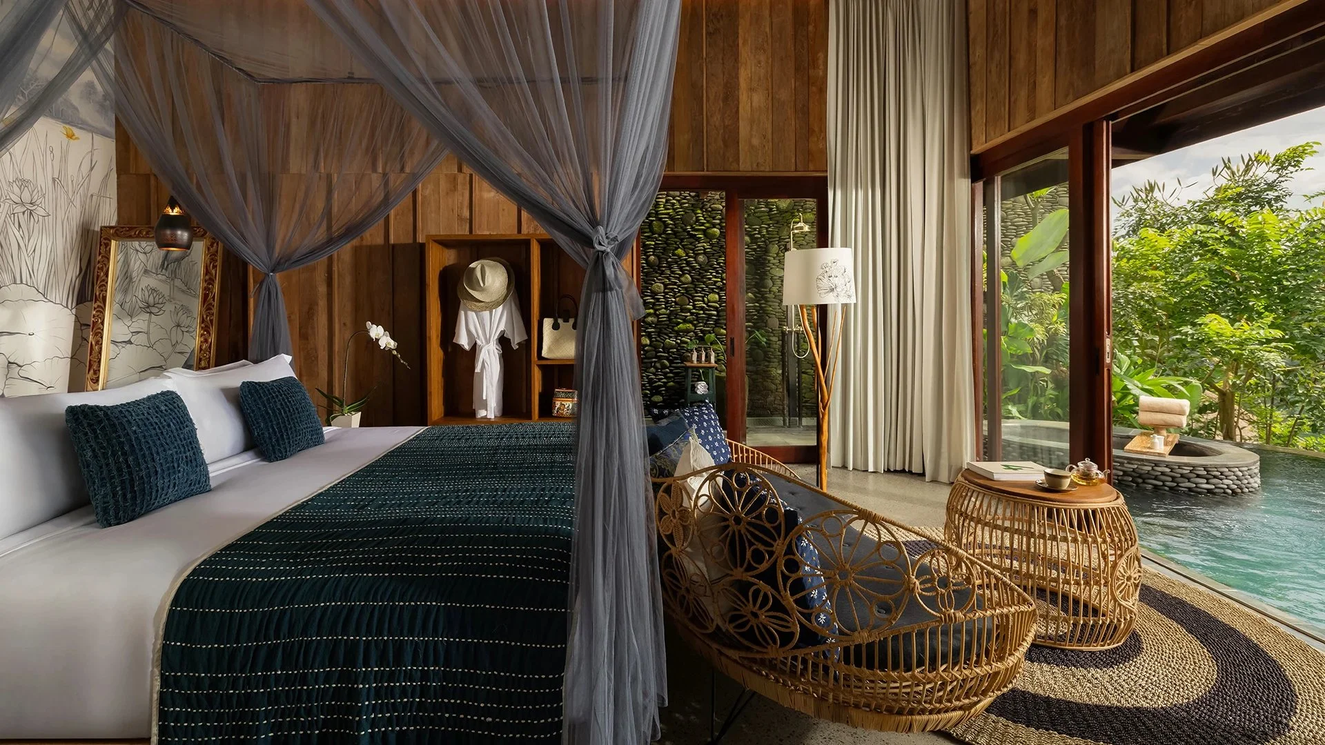 Akohara Buahan Village Retreat suite and pool Bali3.jpg