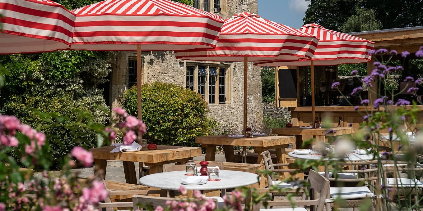 double red duke pub, garden oxfordshire.jpg