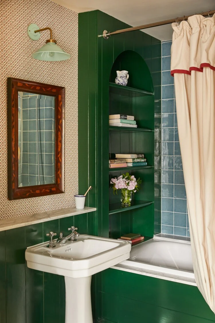 The_Bear_Inn hodnet green bathroom_1234_low.jpg
