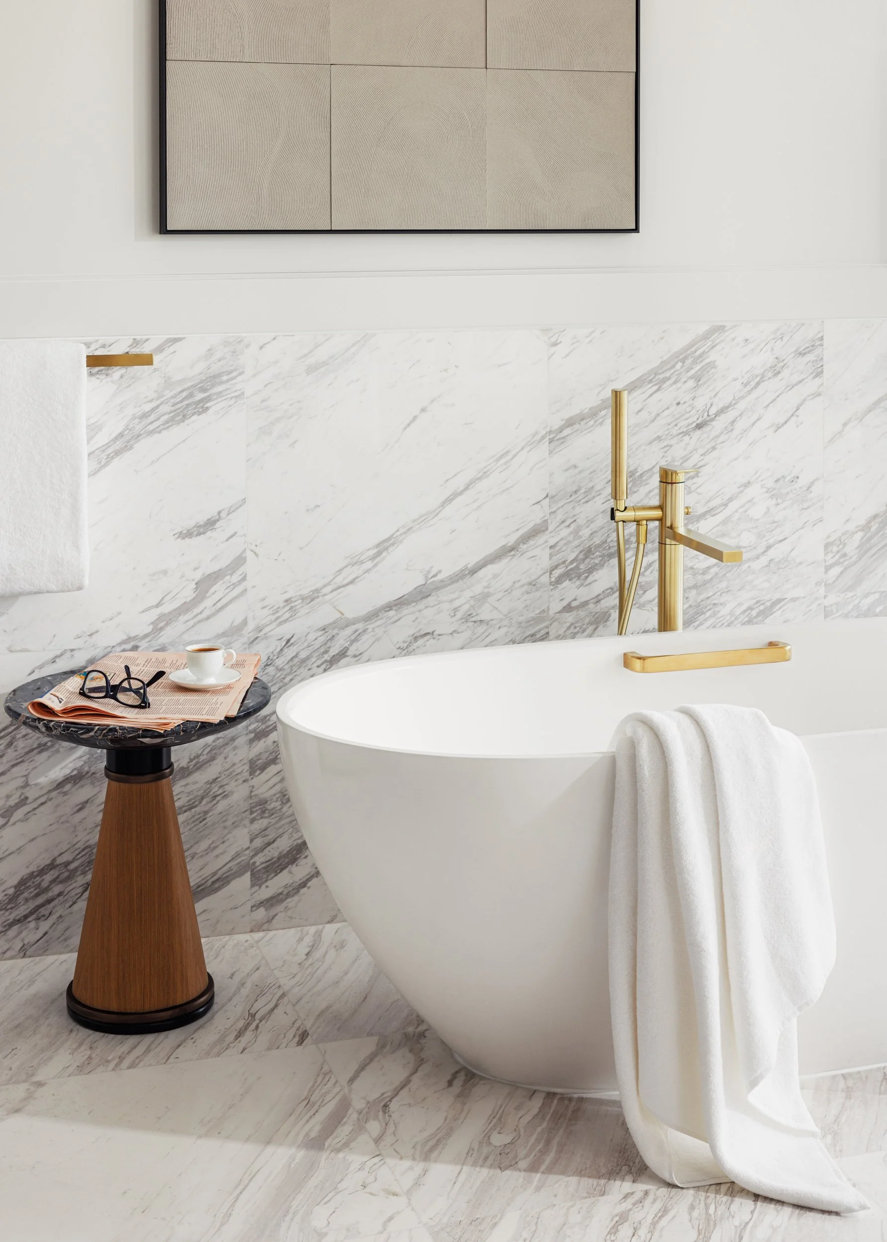 Jumeirah Marsa Al Arab_tub_details.jpg