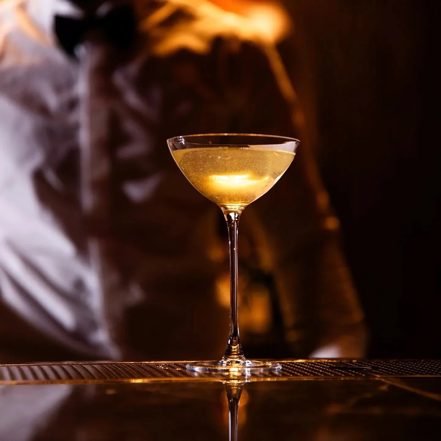 Delano-Dubai-Rose-Bar-Insta4.jpg copy.jpg