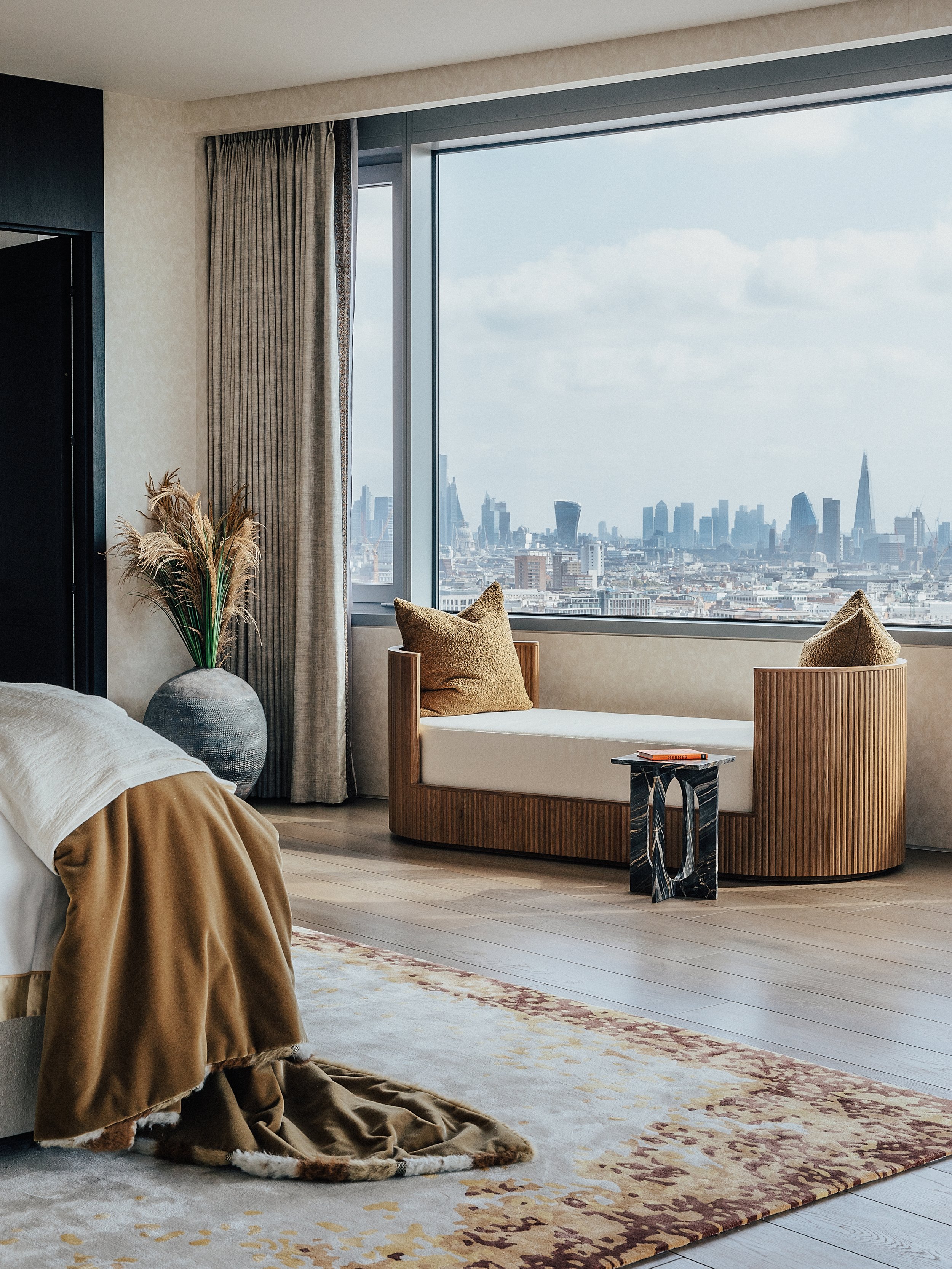 The Bryanston, Hyde Park Penthouse Principal Suite 11.jpg