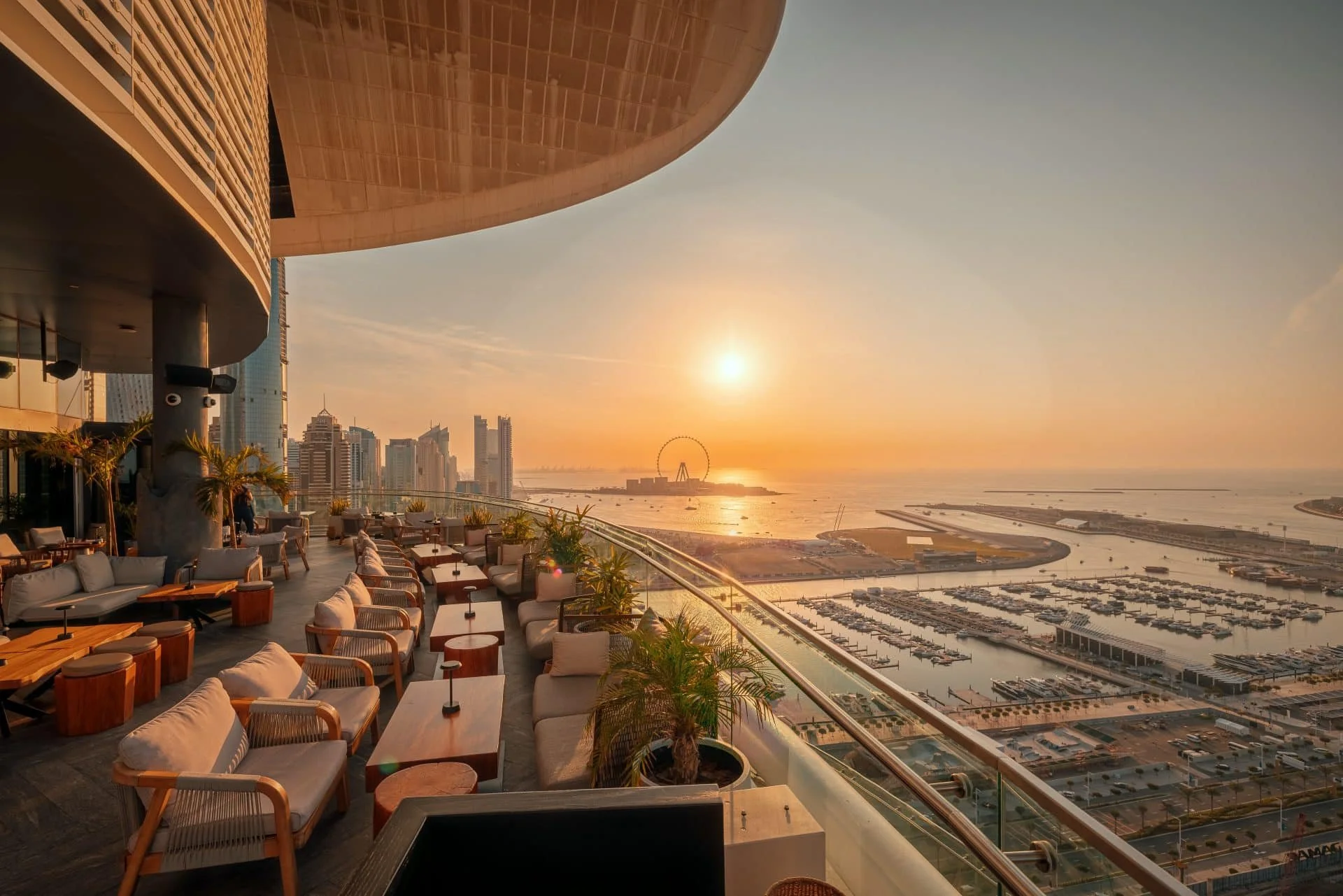 ATTIKO Dubai – W Dubai Mina Seyahi, Dubai Marina 3.jpg