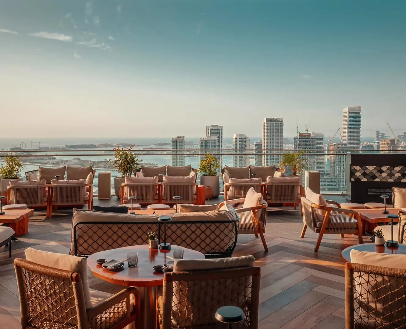 ATTIKO Dubai – W Dubai Mina Seyahi, Dubai Marina 1.jpg