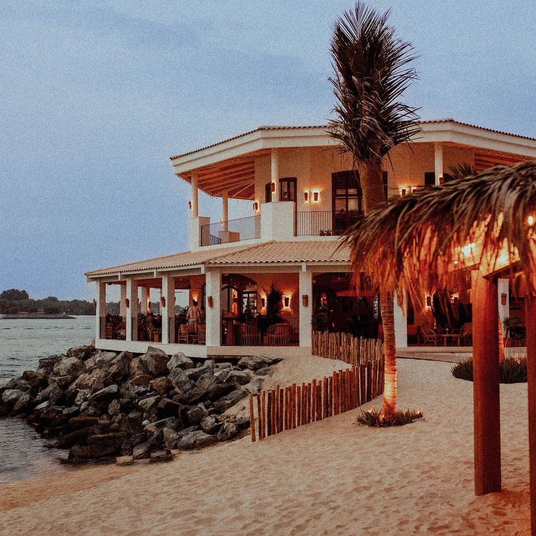 Tagomago dubai sunset 3.jpg