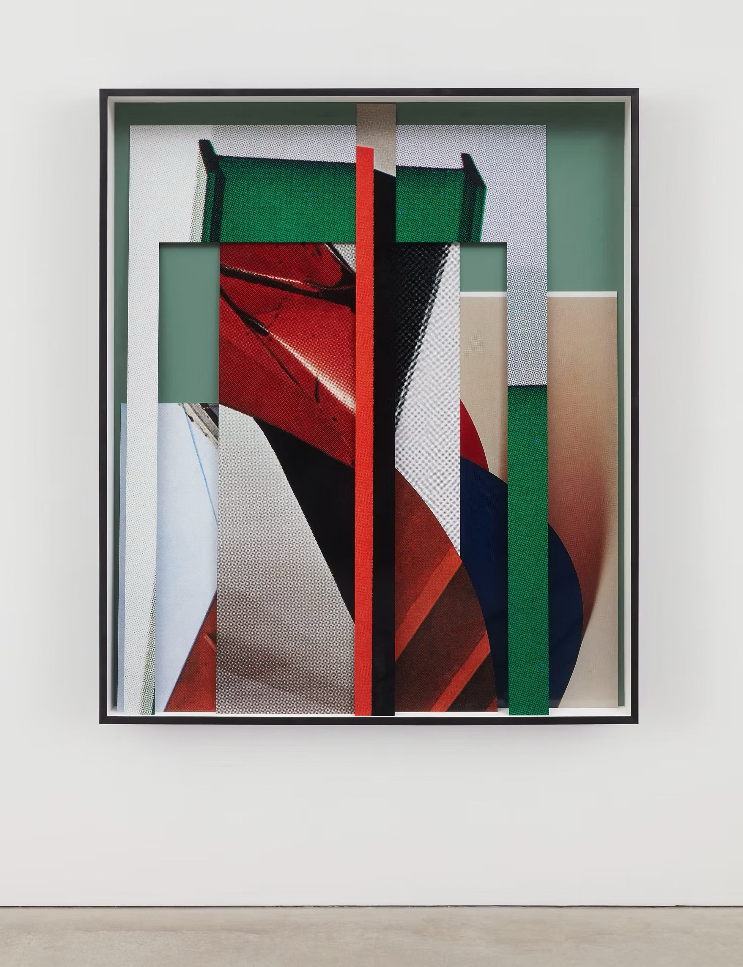 VON BARTHA AT NOMAD ST MORITZ_Erin Shirreff_Alpha_2021.jpg