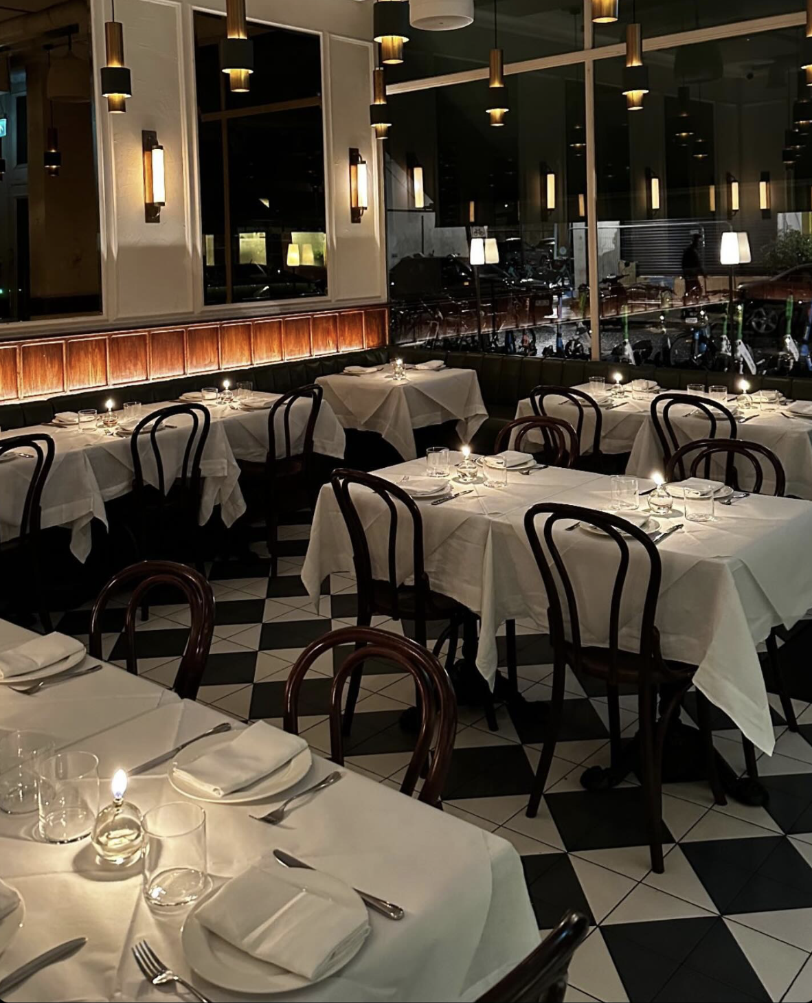 Dorians_Notting_Hill_The_Fluxx_2.png
