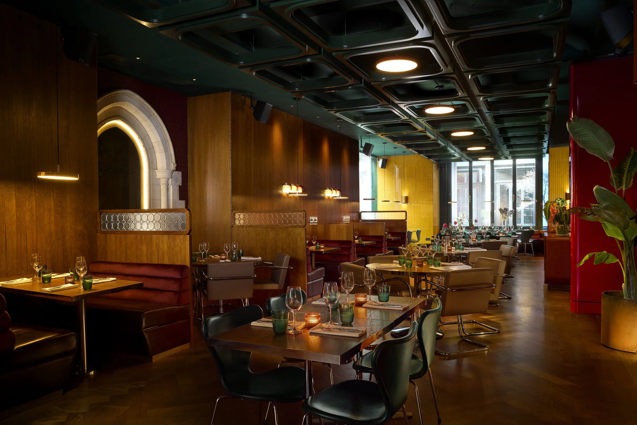 Credit Mark Scott 3092 13a Motorino Italian Restaurant London Fitzrovia interior design wooden panneling M copy.jpeg