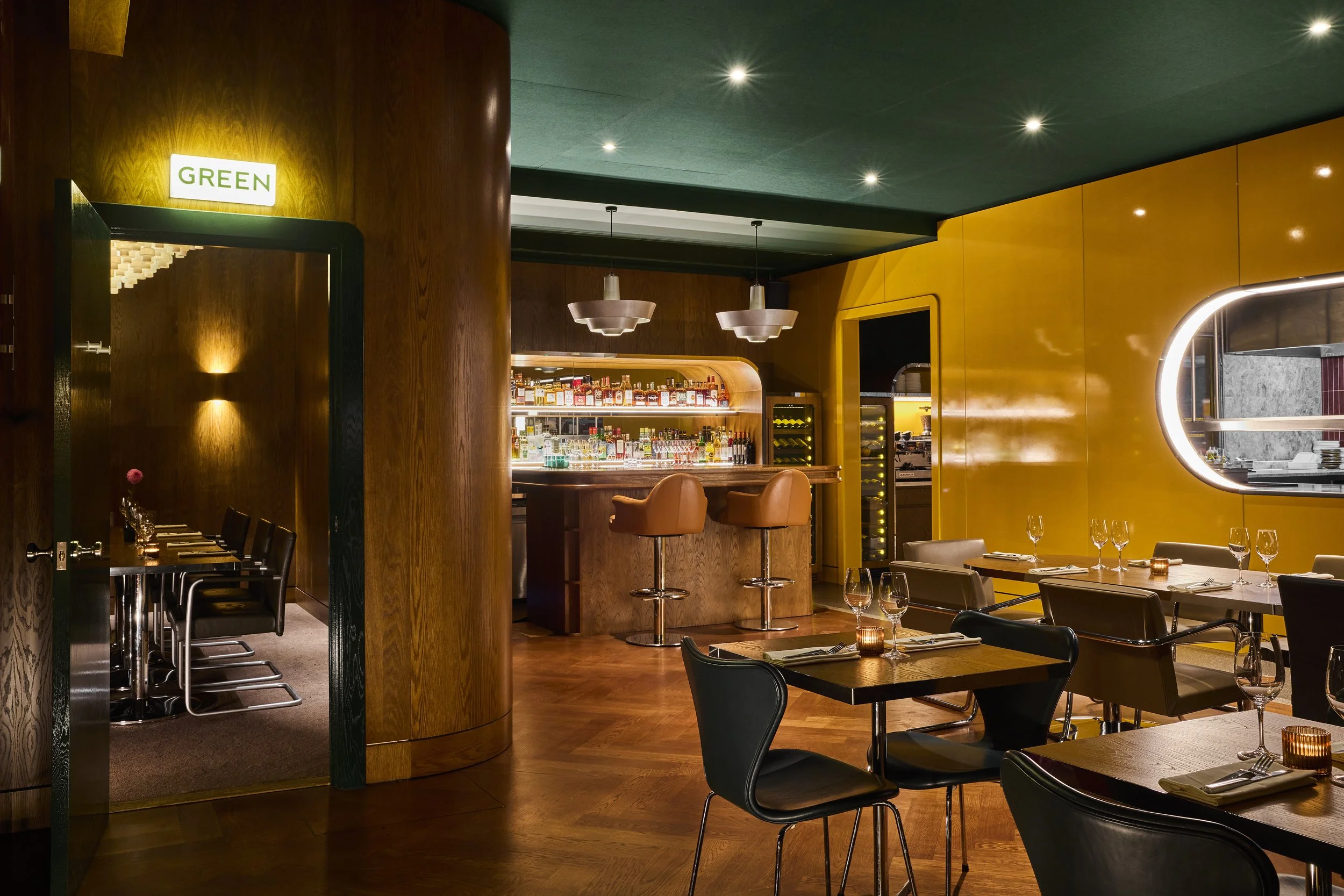 Credit Mark Scott Copy Motorino Italian Restaurant London Fitzrovia Restaurant interior design seating area  of 3092 02a M.jpg