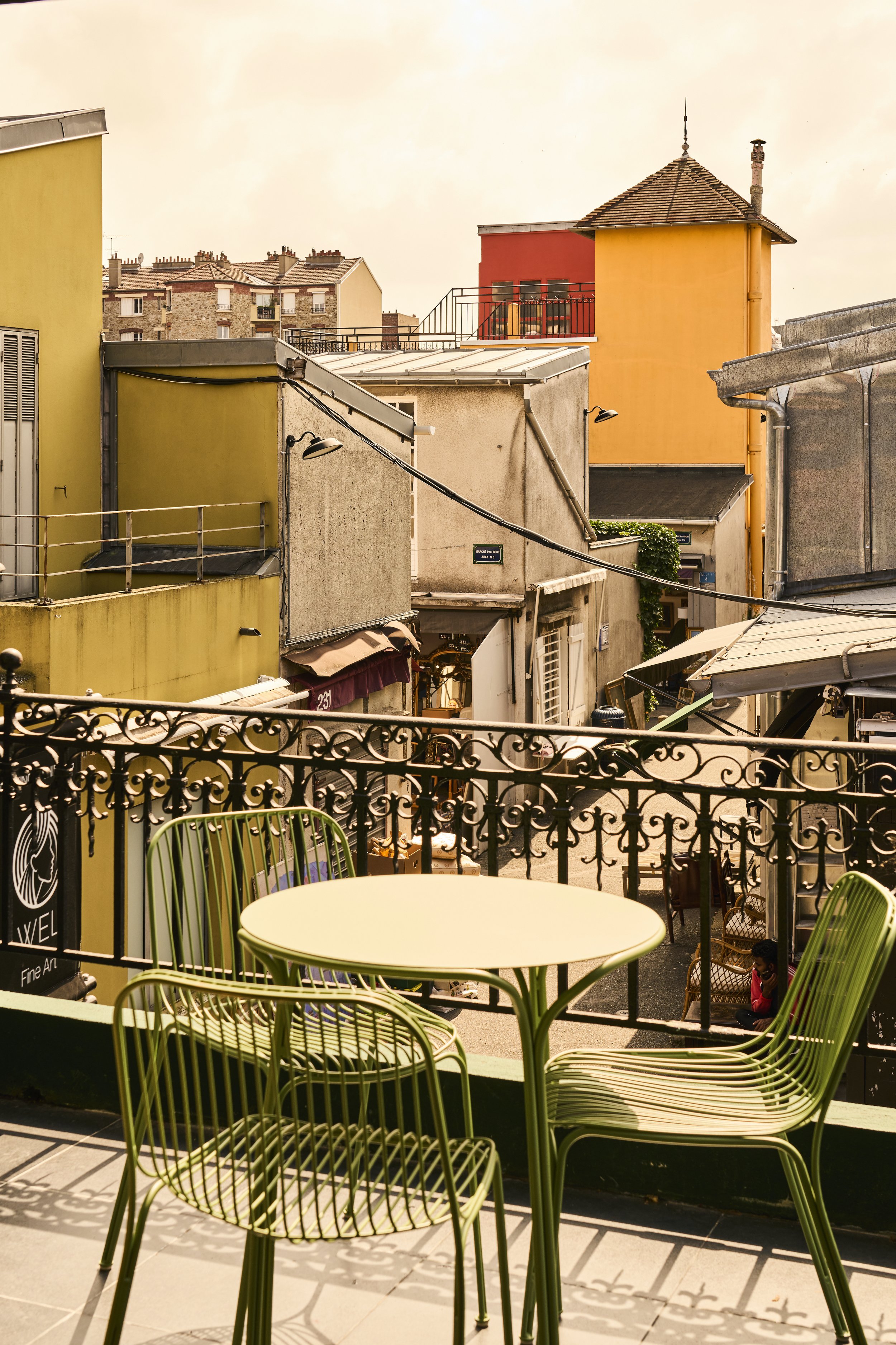 Paris Cléo Interior Design Les Puces de Saint‑Ouen  Alexandre Tabaste -  Alexandre Tabaste © 12.jpg