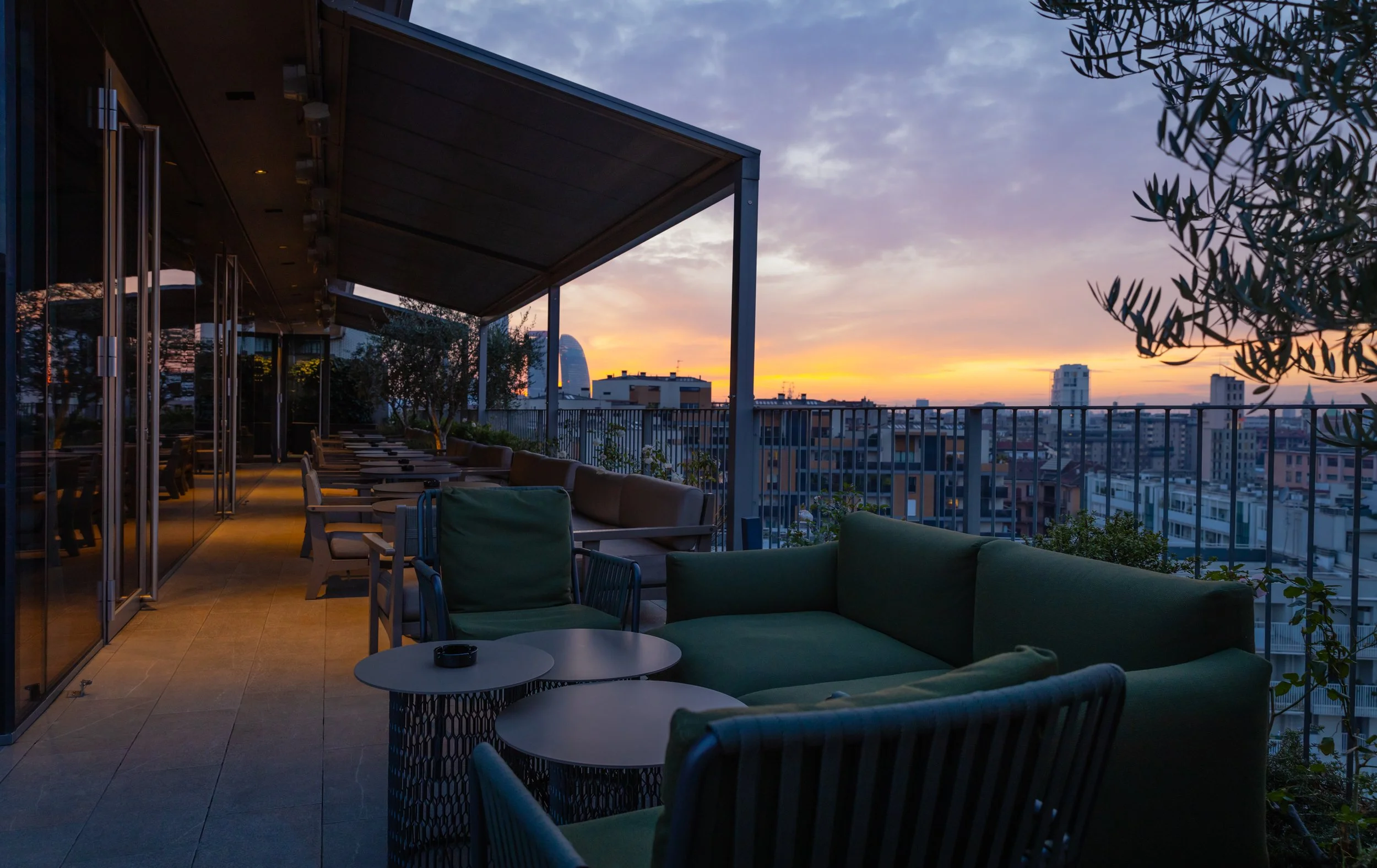 HotelViu3_30360_edited rooftop bar milan cocktail and bar guide The fluxx.JPG