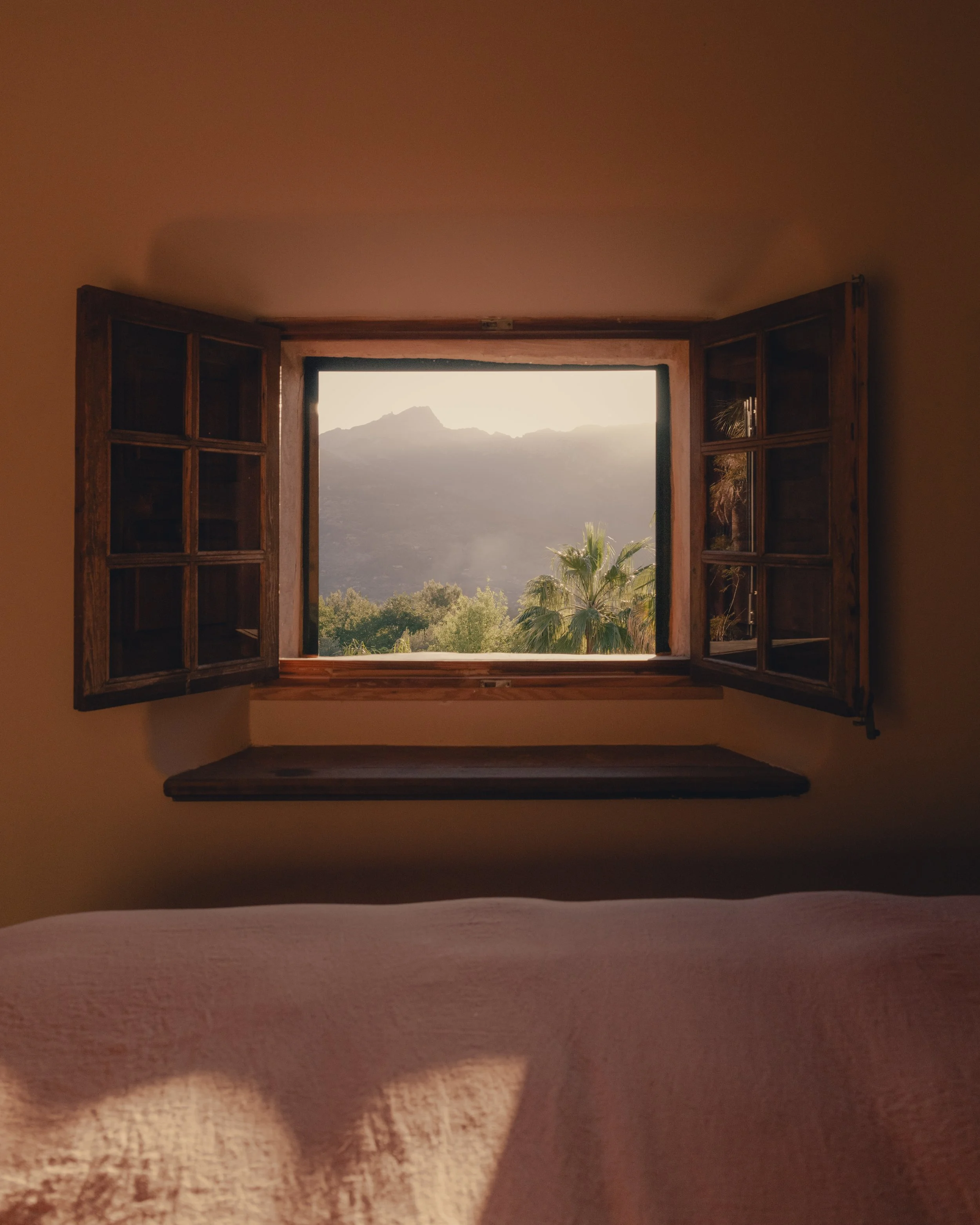 Alixe Lay_LaCalma H.Corazón AlixeLay_TramuntanaHaze Hotel Corazon Mollorcra outdoor window view pink room_01.jpg