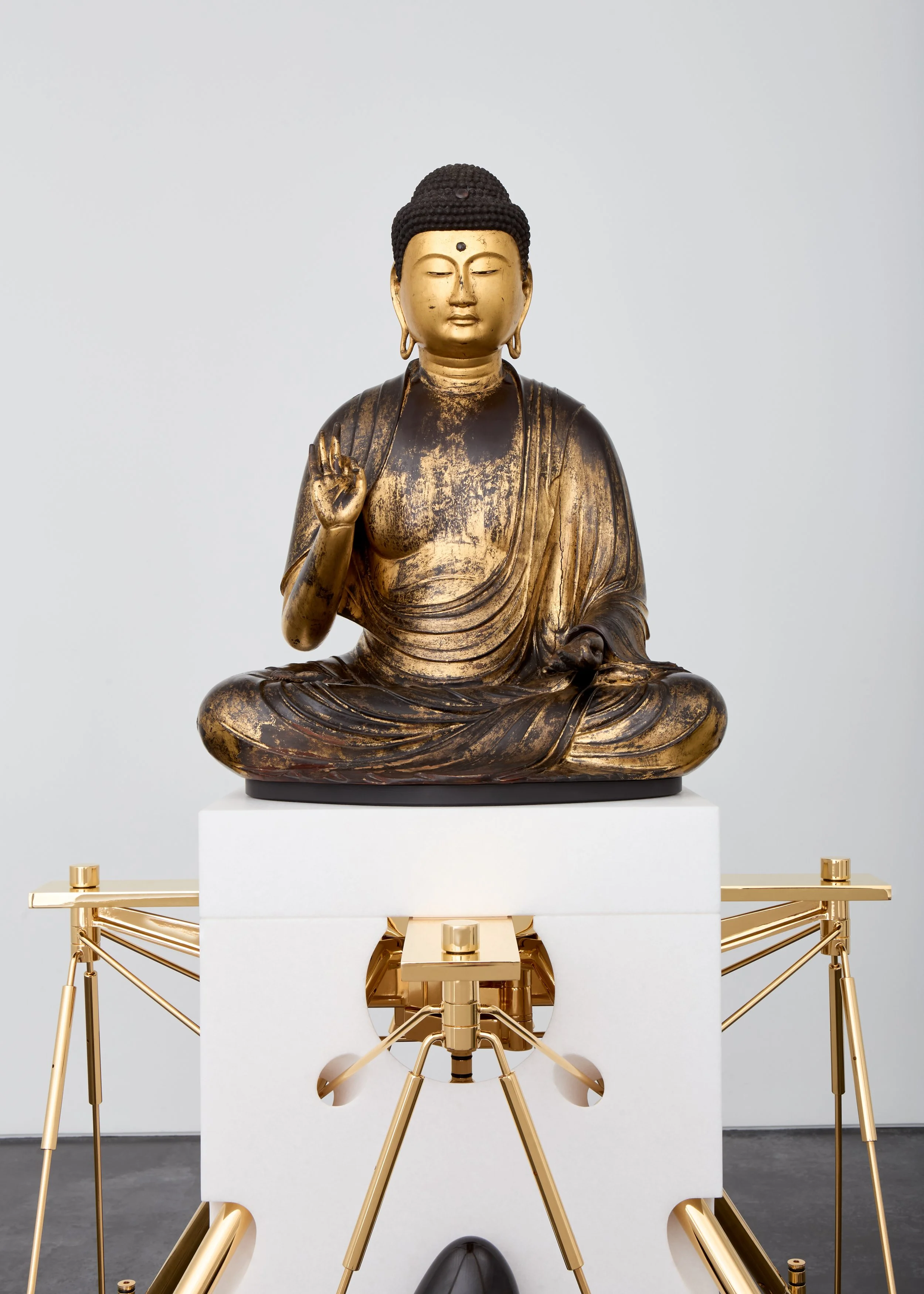 BARRYXBALL_Mirrored Buddha Herms Venice Biennale 2026 4.jpeg