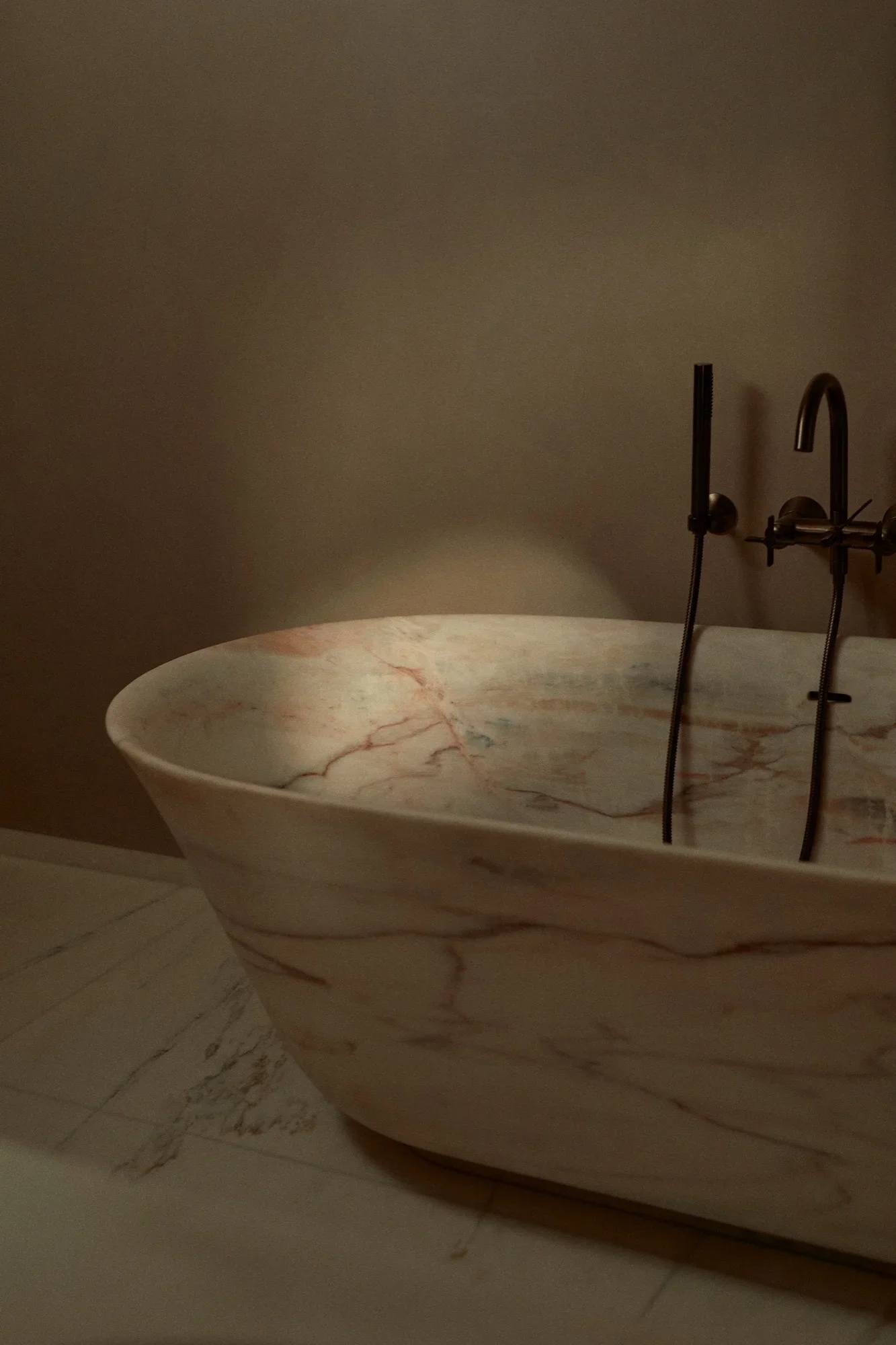 The Largo Porto Bath.jpg.webp