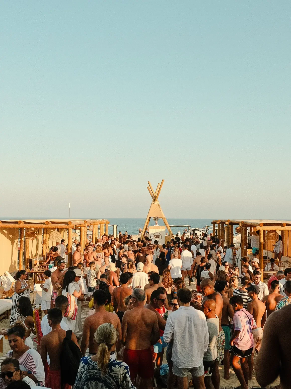 Xiri-Beach-Club Portugal Algarve party -1160x1547.jpg.webp