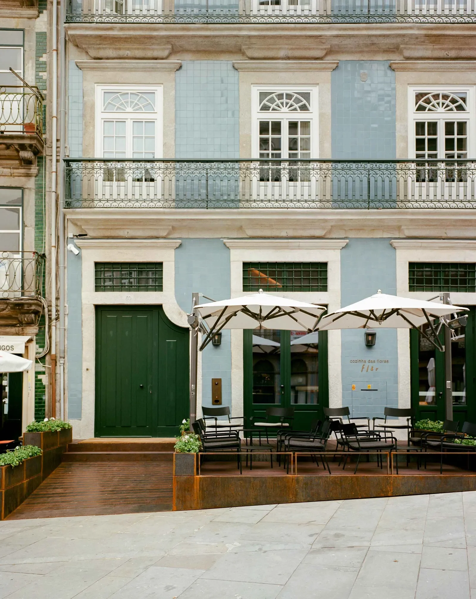 The Largo Hotel Porto Portugal Exterior Facade street view