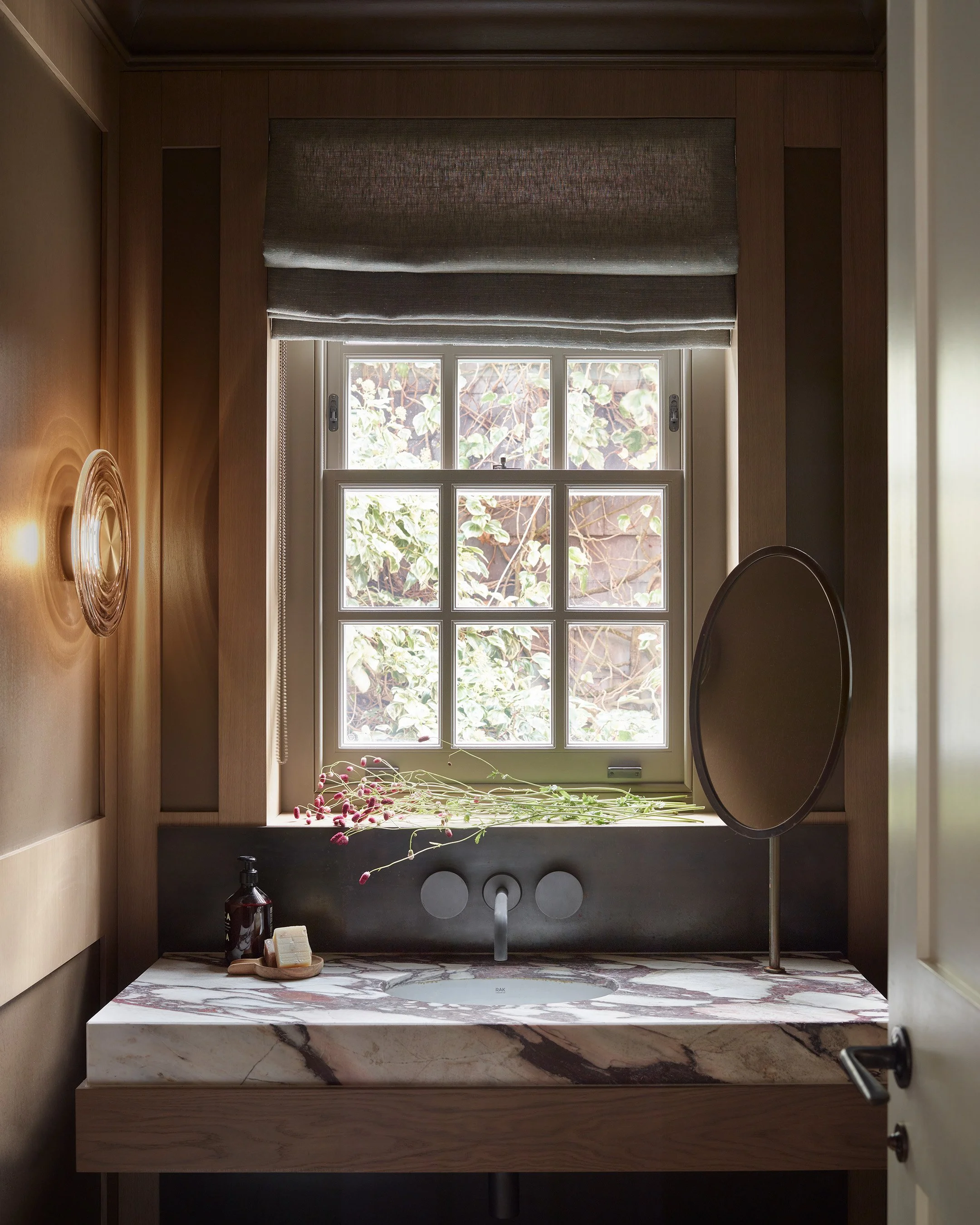 Roselind WilsonHAMPSTEAD Bathroom marble sink area