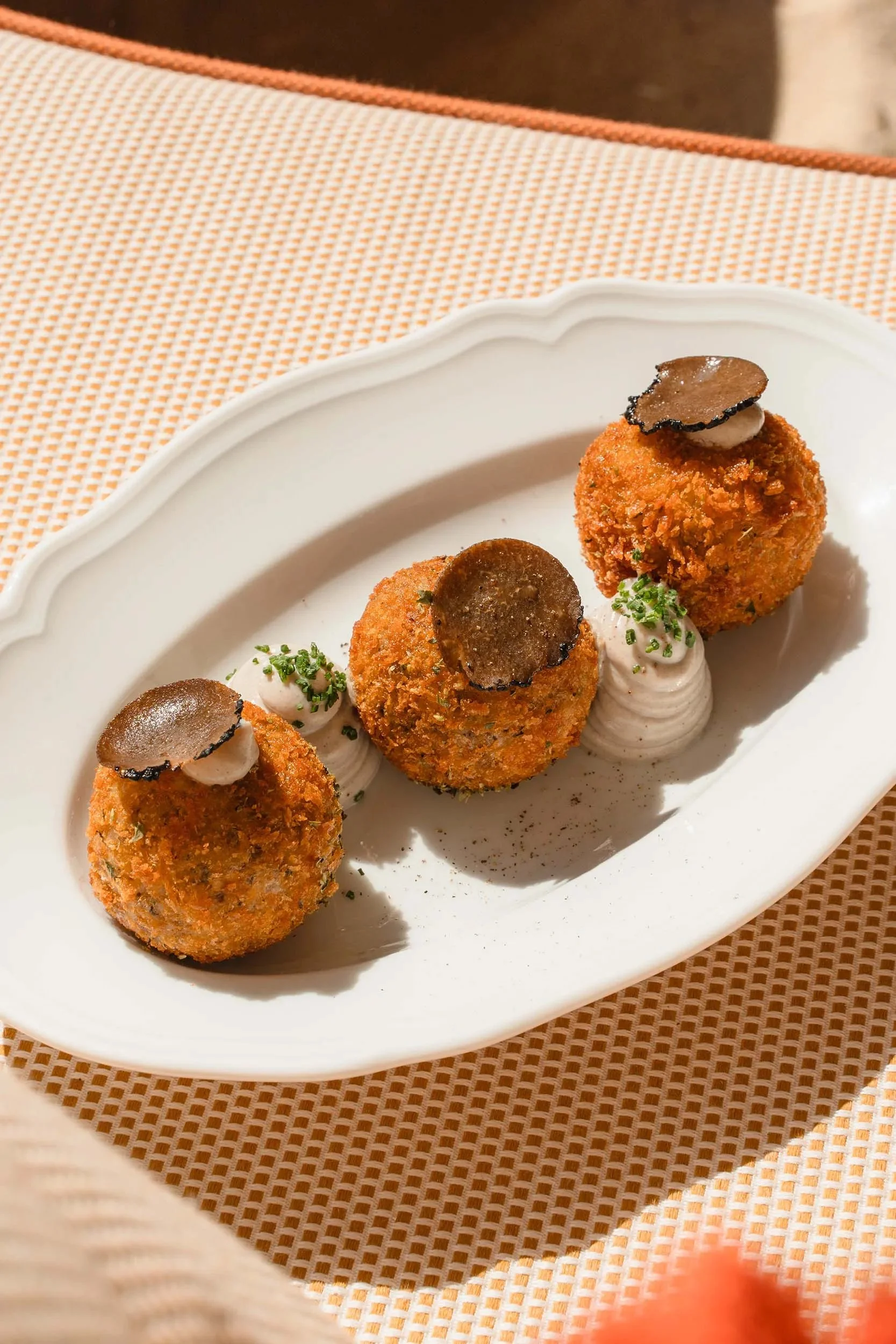 Gigi-Rigolatto-Dubai restaurant food aranchini balls.