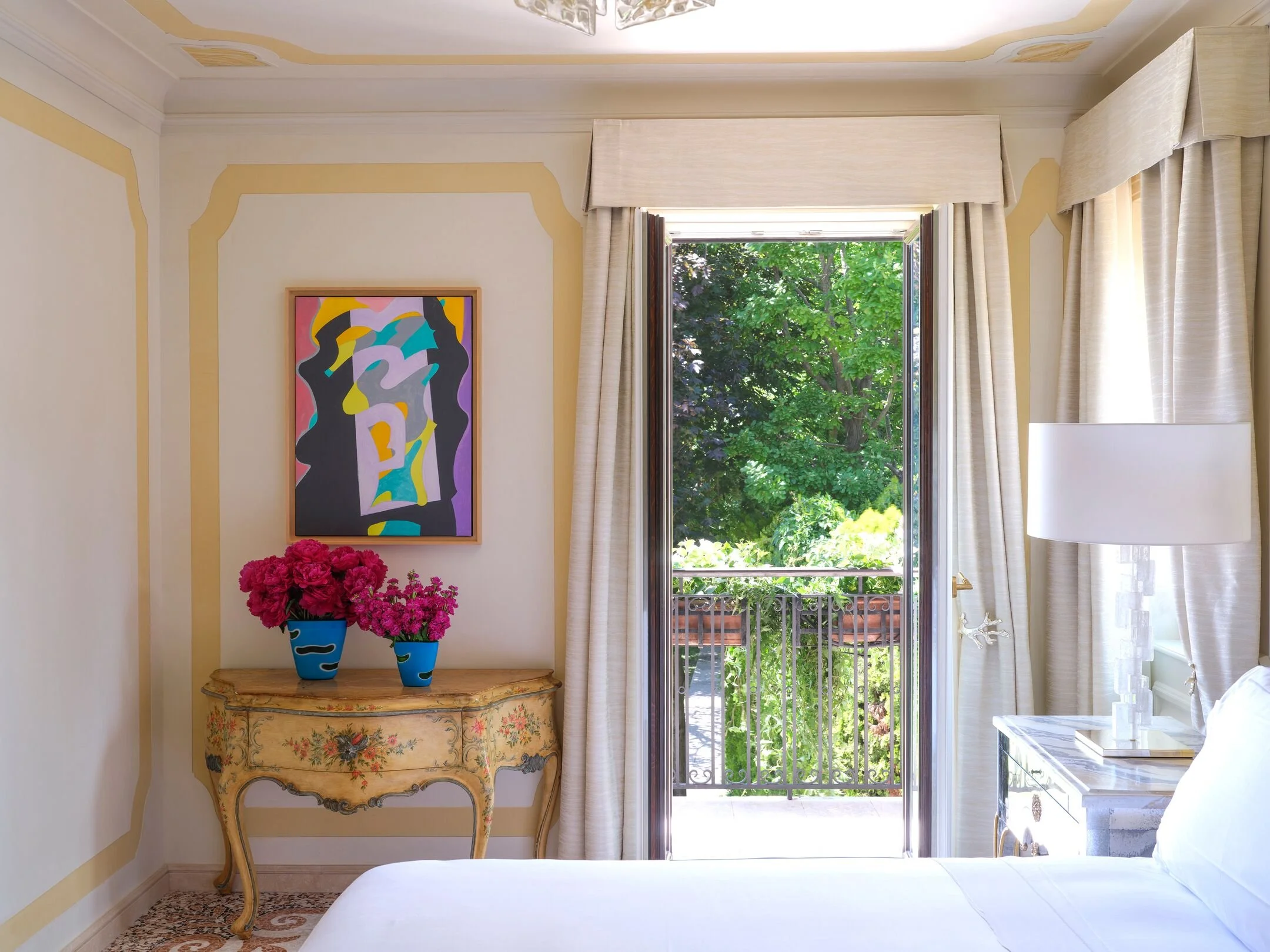 Garden View Suite with Venini Vases Designed by Peter Marino and Guy de Rougemont Artwork Massimo Listri