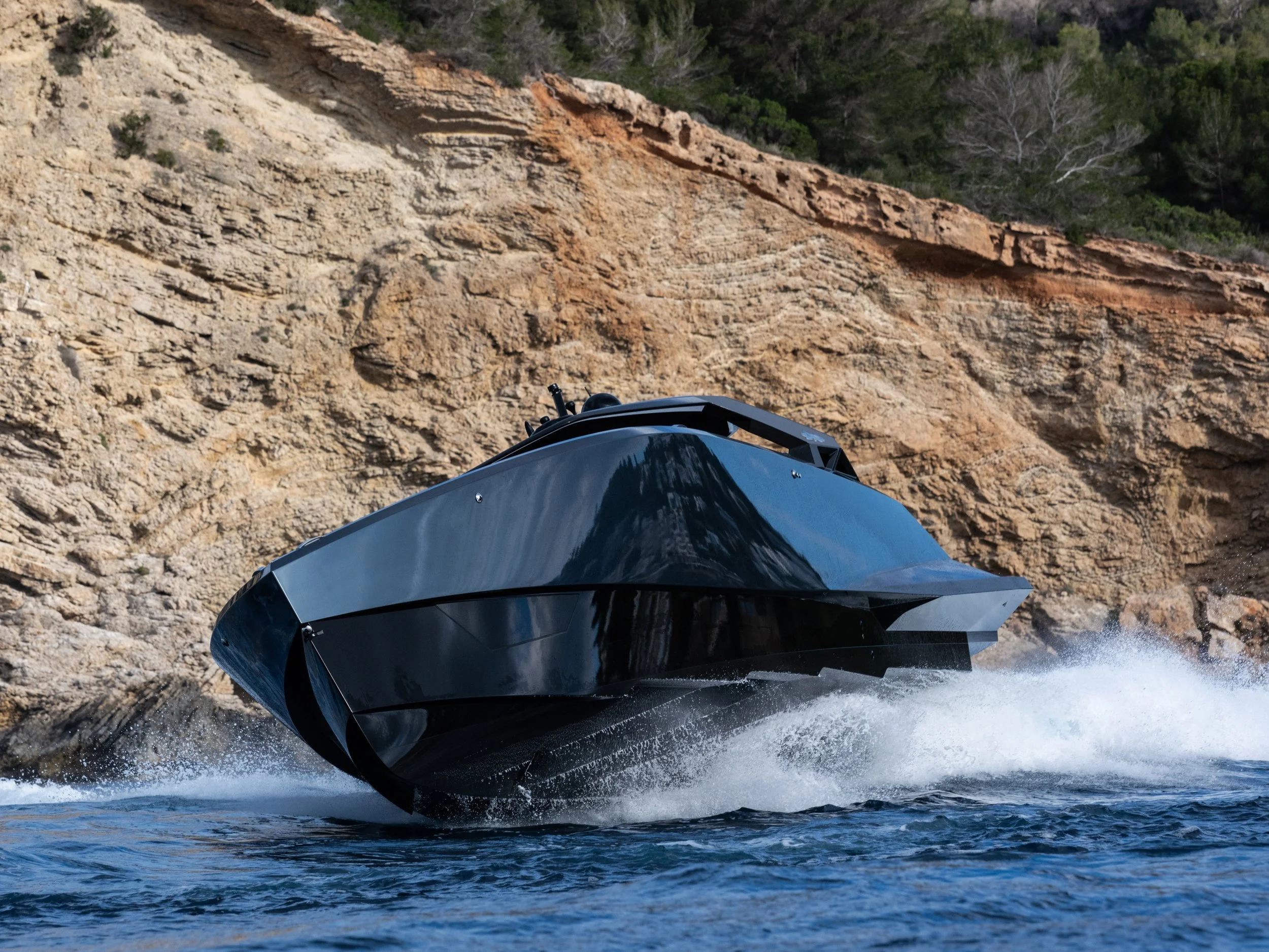 SAY 52 Carbon fibre yacht side view