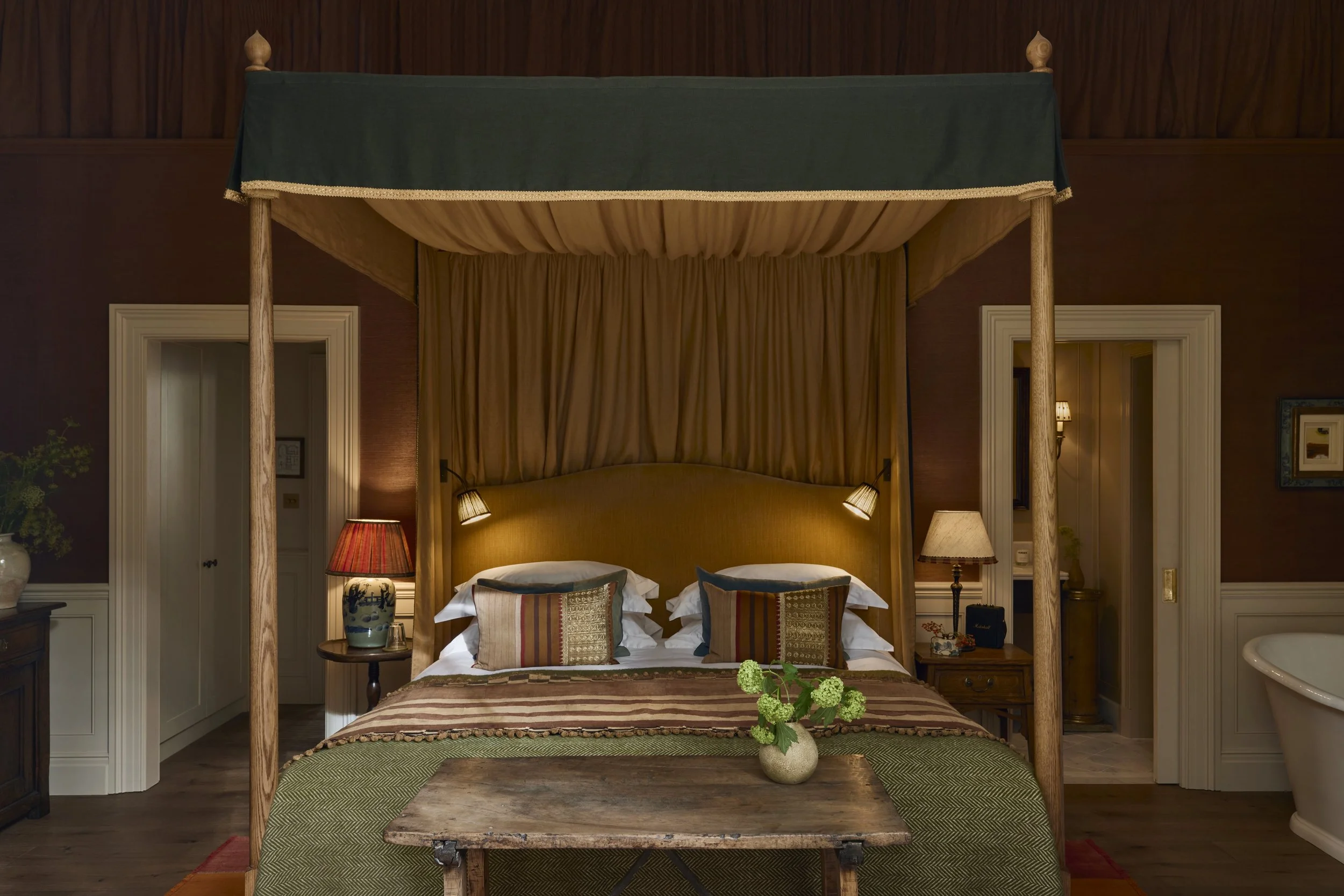 Zetter Townhouse London New Hotel opening in Bloomsbury. 4 poster bed