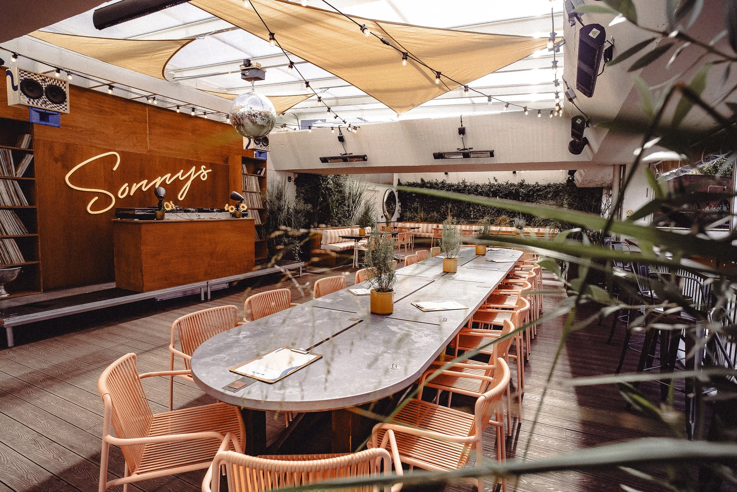 Sonnys Rooftop Bar kingston riverside