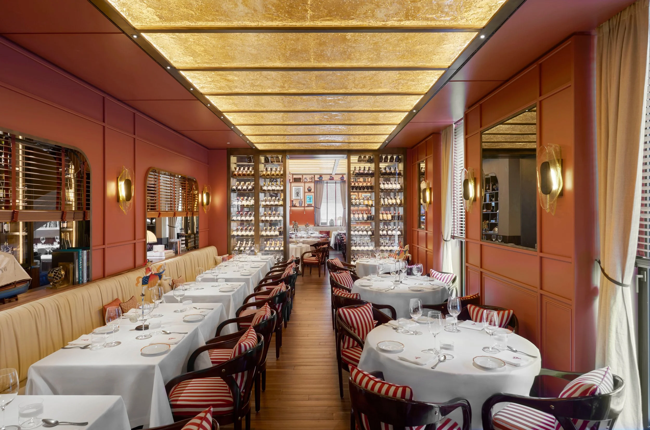 Langosteria restaurant interior montenapoleone Milan Italy