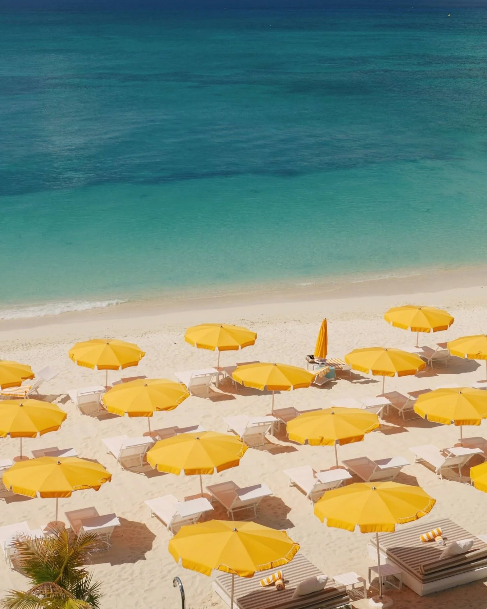 Palm Heights Hotel Seven Mile Beach, Cayman Islands