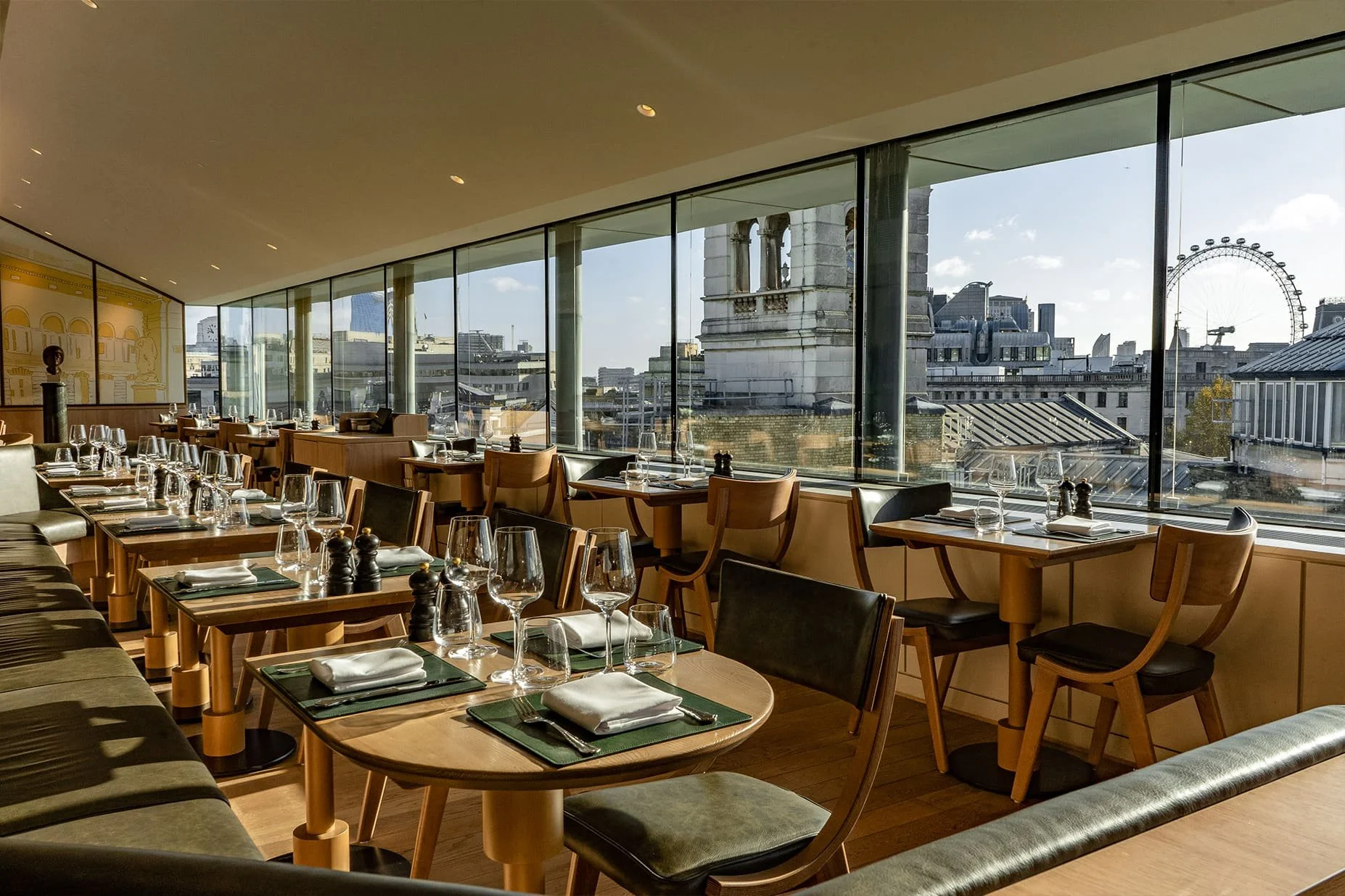 The-Portrait national gallery interior-restaurant-with-view london