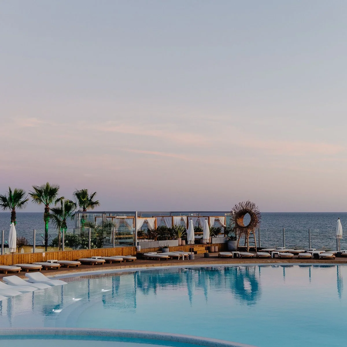 well-beach-club-at-sunset Vale do Lobo Portugal.