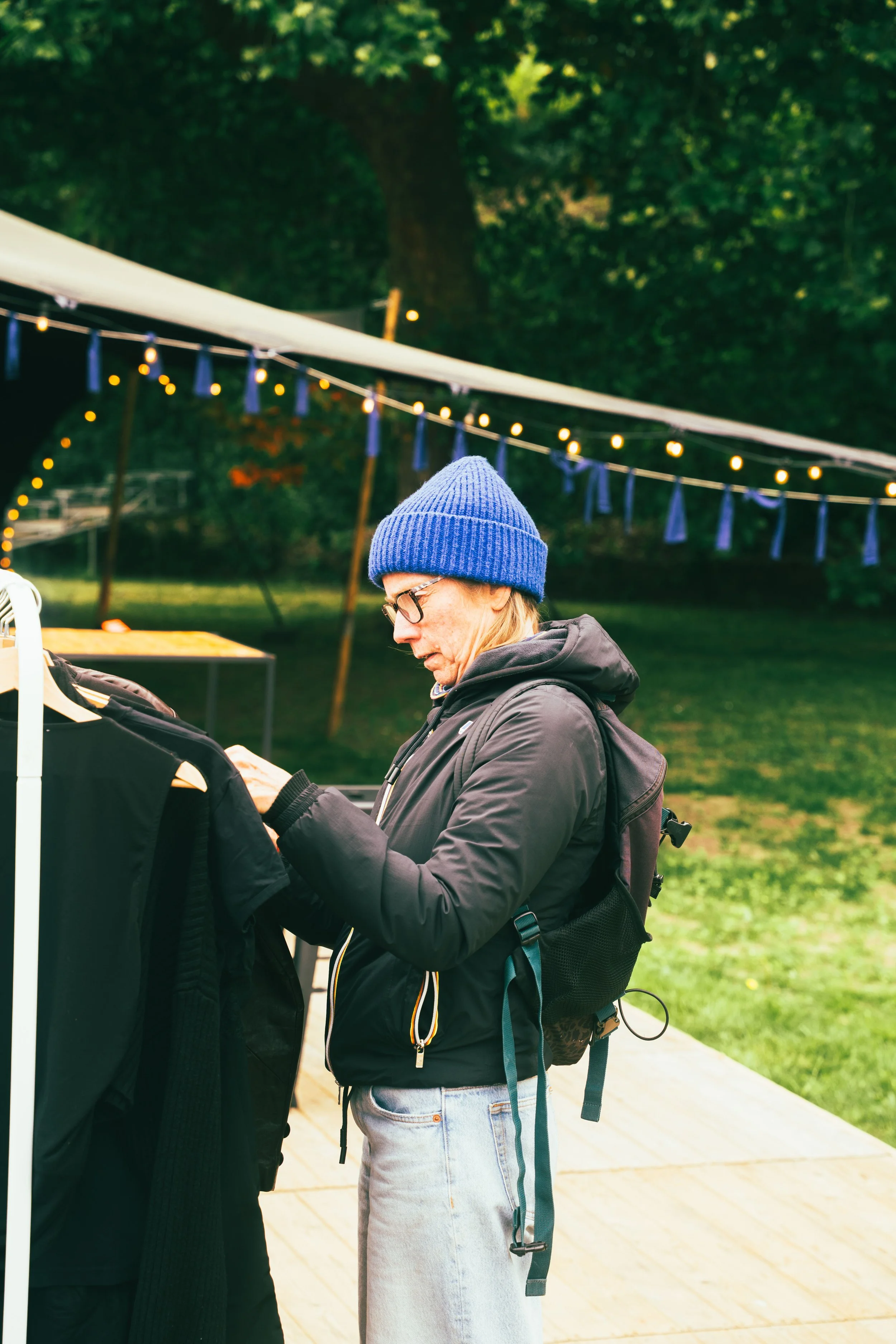 VEELTEVEEL CLOSET SALE GENT (c) TONE VERSWIJVEL-1-37.jpg