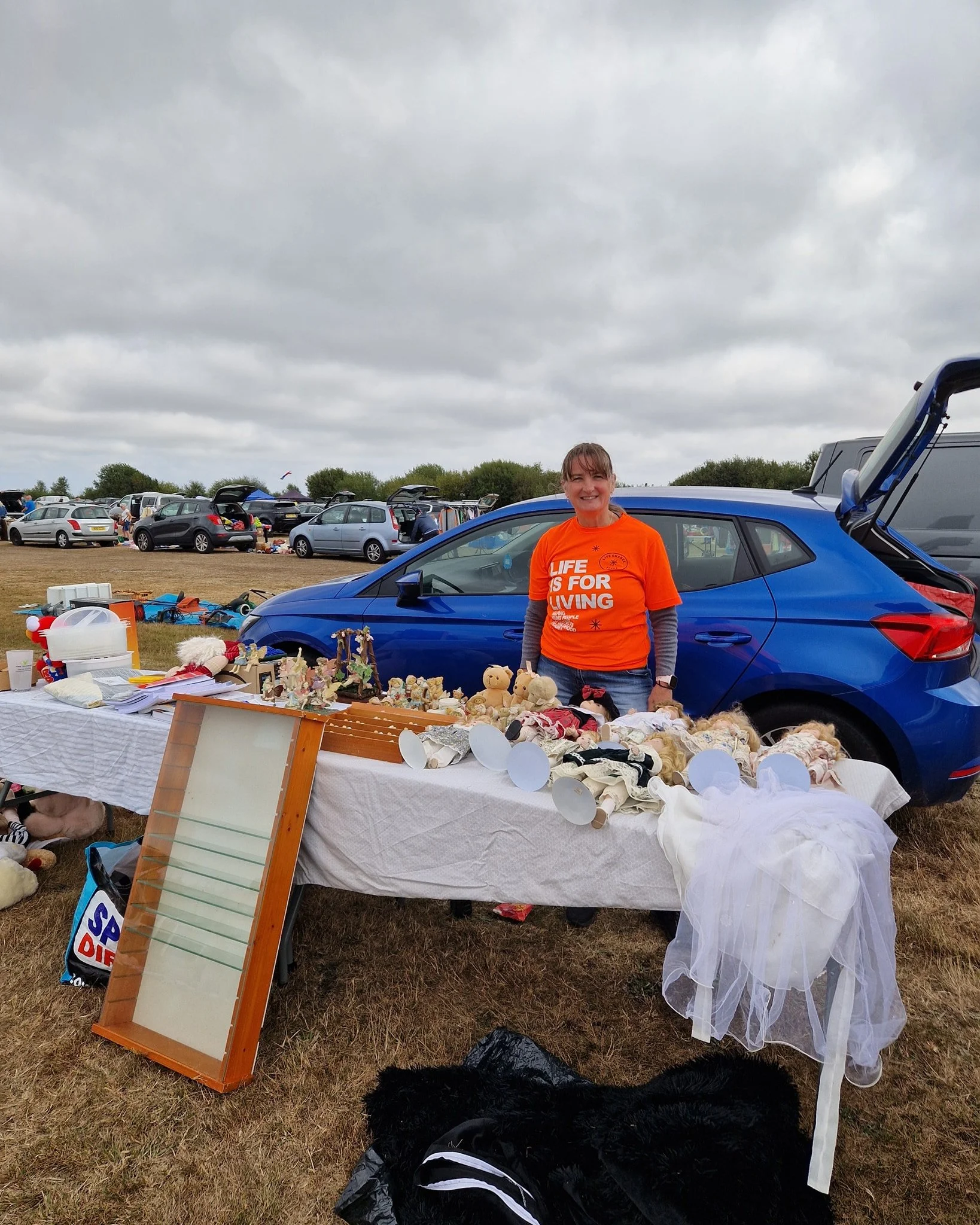 🌟 Huge thank you to Judi 🌟

Today at Exeter Car Boot, Judi is raising money for Life Chance Trust 🙌💙

Your hard work and generosity are making a real difference &ndash; we&rsquo;re so grateful! 💐✨

#CommunitySpirit #ThankYou #LifeChanceTrust #Ex