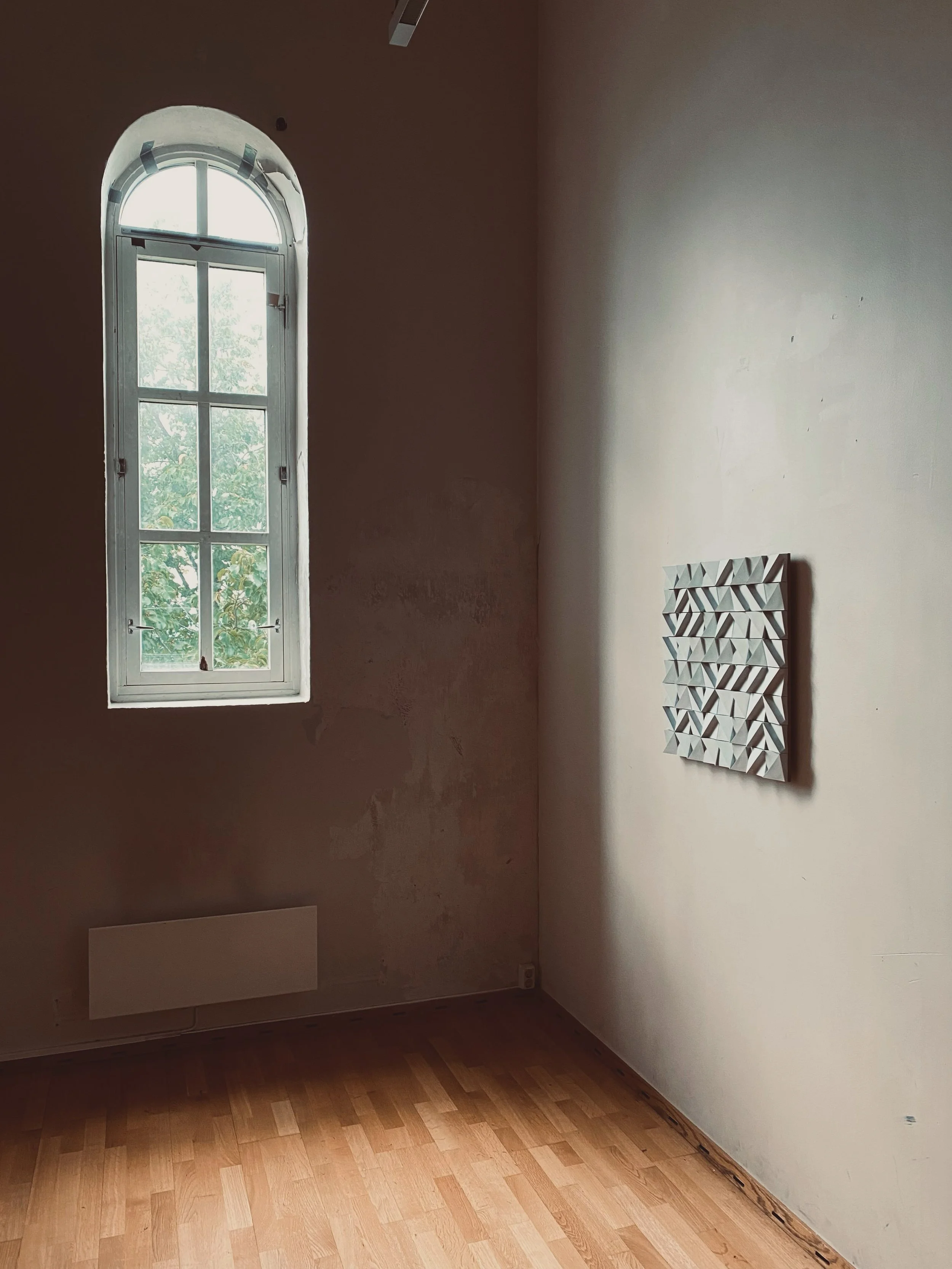 Trafo Kunstnerhus

Parallel Blue II, 2023

#geometric #porcelain #blue #slipcast