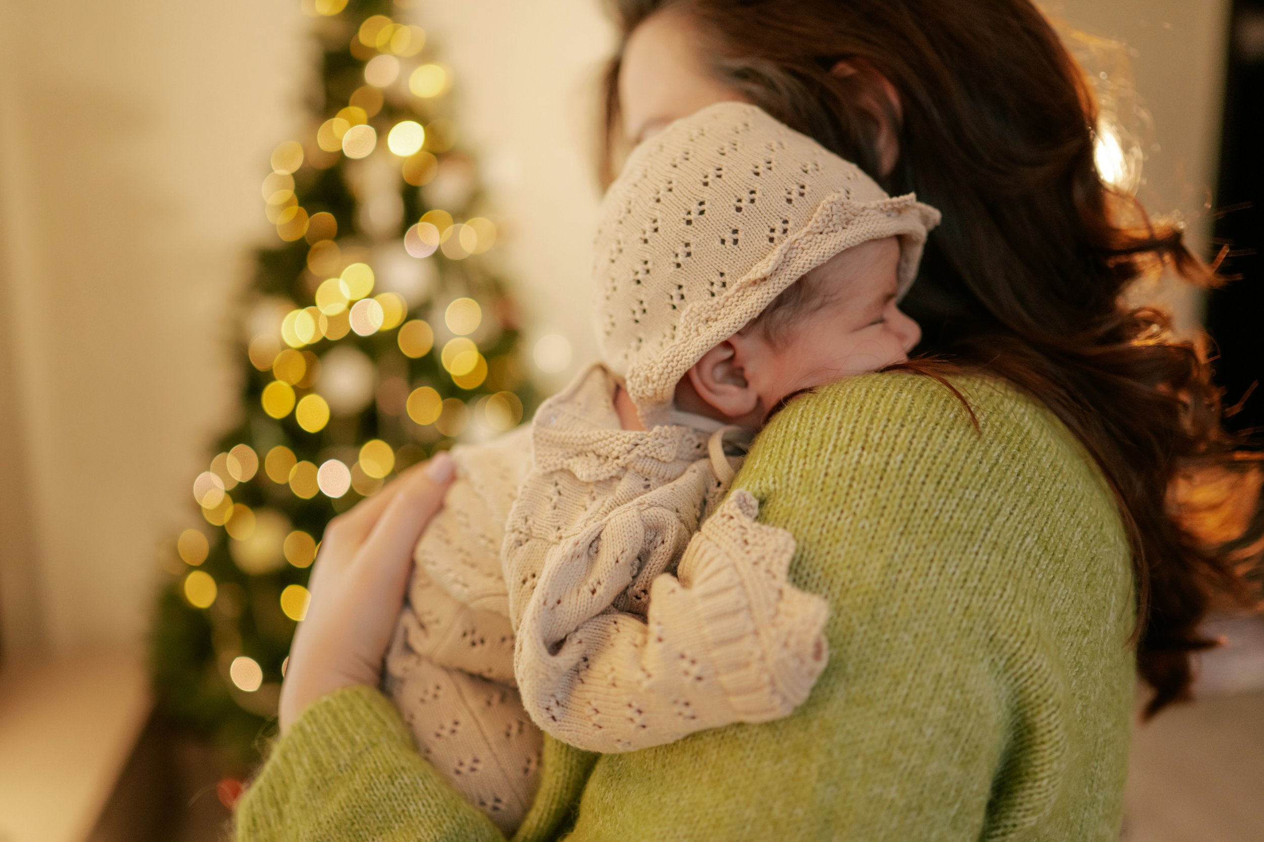 Moms: Stay Resilient During the Holidays