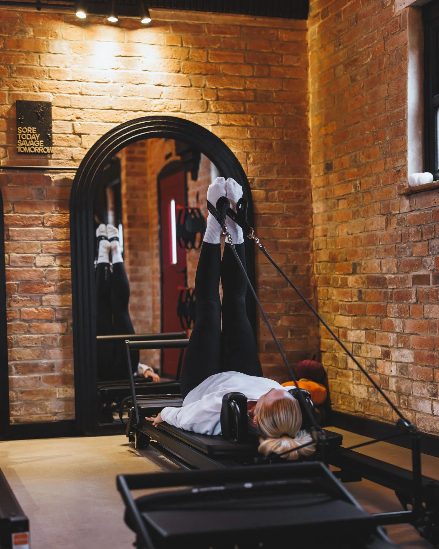 vagabond-pilates-studio-lytchett-strength-flexibility-matt-hardy-photo-Vagabond-Mhardy_Photo-11-1.jpg