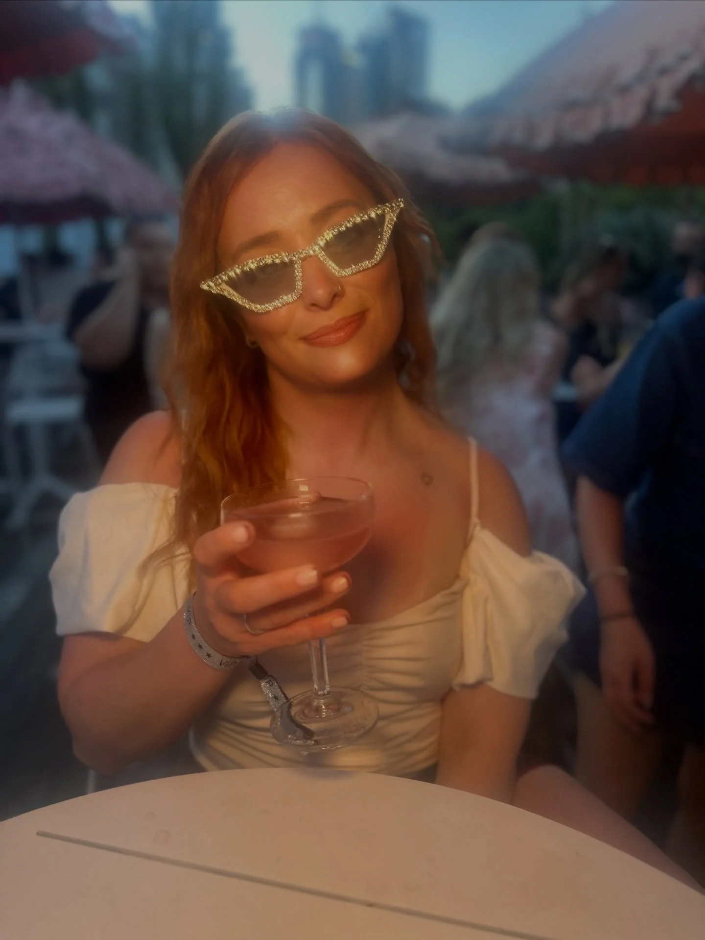 Hey Sydney @slims.rooftop 

Rooftops are always a blur 🍸 🌀

| Australia travels | Christmas travels | presenter | broadcaster