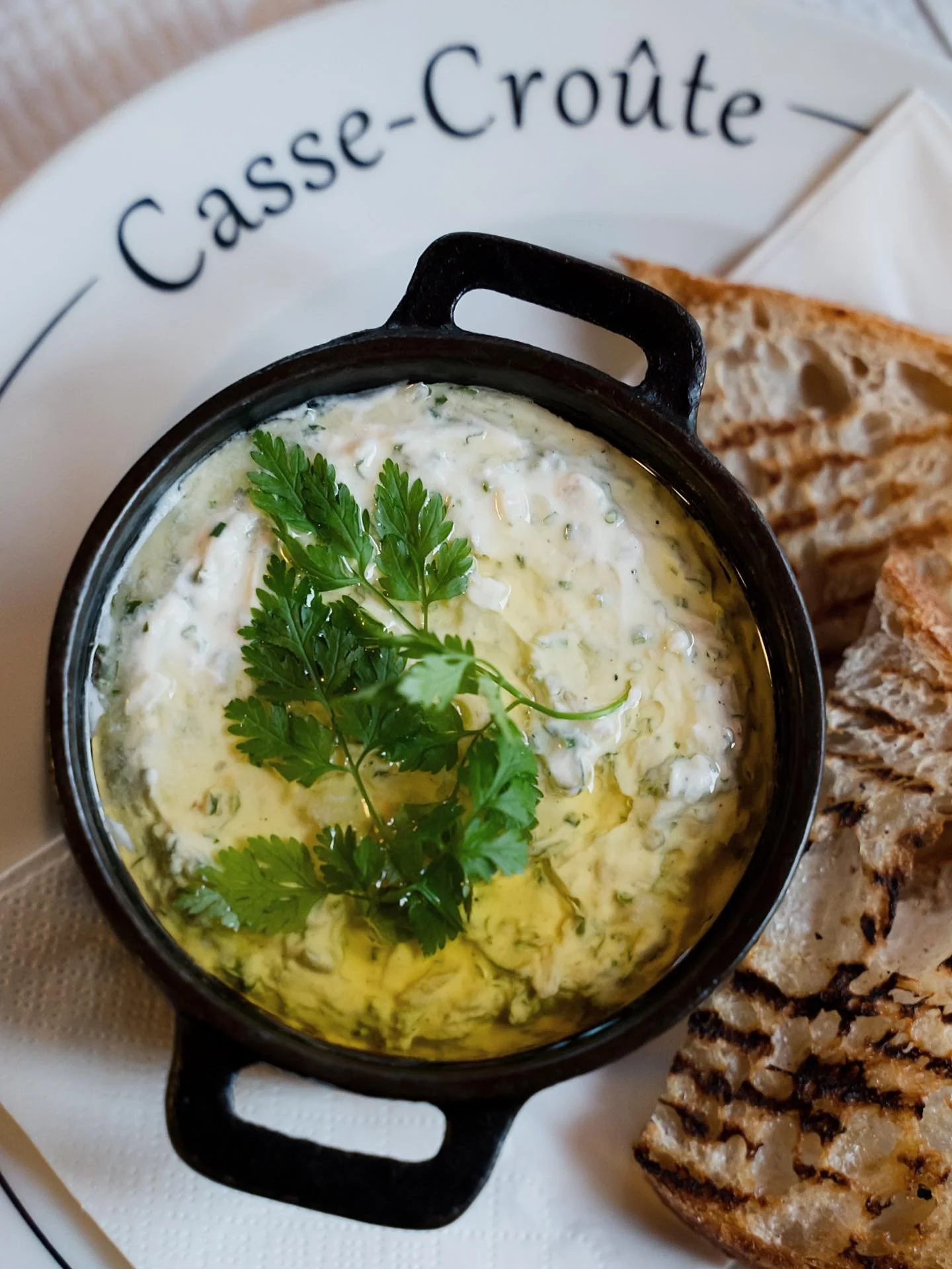 Cervelle de Canut &amp; Pain Grill&eacute; ✨🥖

#bread #frenchfood #cassecroute