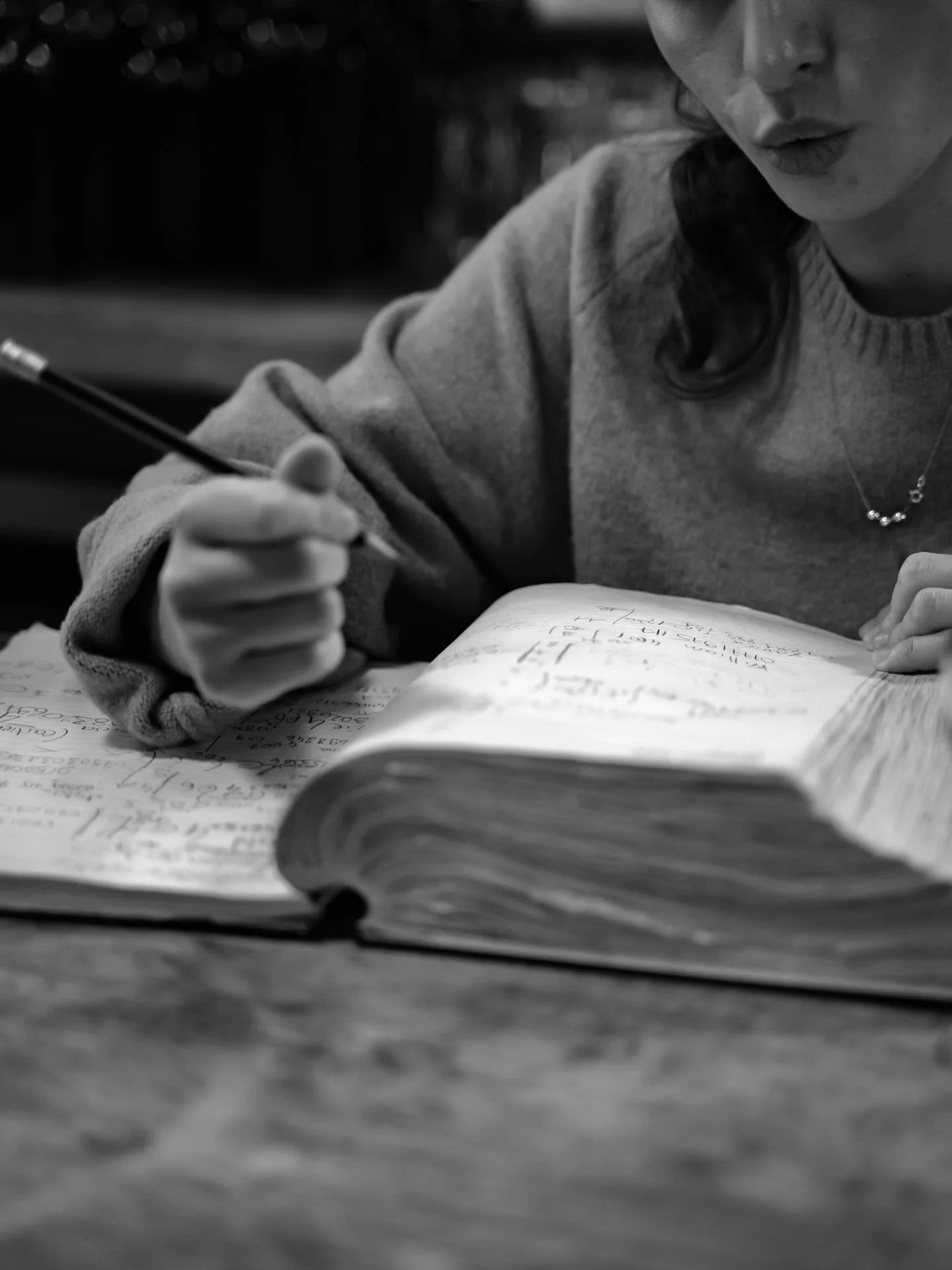 We look forward to welcoming you to Casse-Cro&ucirc;te. For all future reservations, please contact our team at 020 7407 2140. 👨🏻&zwj;🍳🍽

#cassecroute #bermondsey #frenchrestaurant