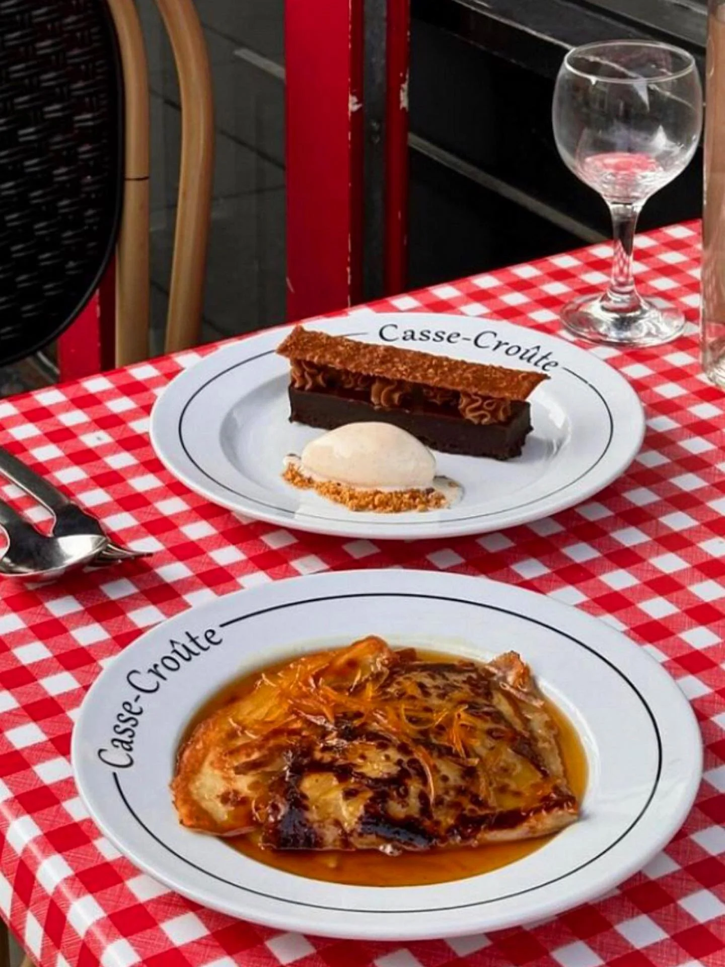 Don&rsquo;t skip dessert! 🍴✨ Especially when our famous cr&ecirc;pes Suzette make an appearance on our daily rotating menu.

#crepessuzette #frenchfood #frenchcuisine #frenchrestaurant #londonrestaurant