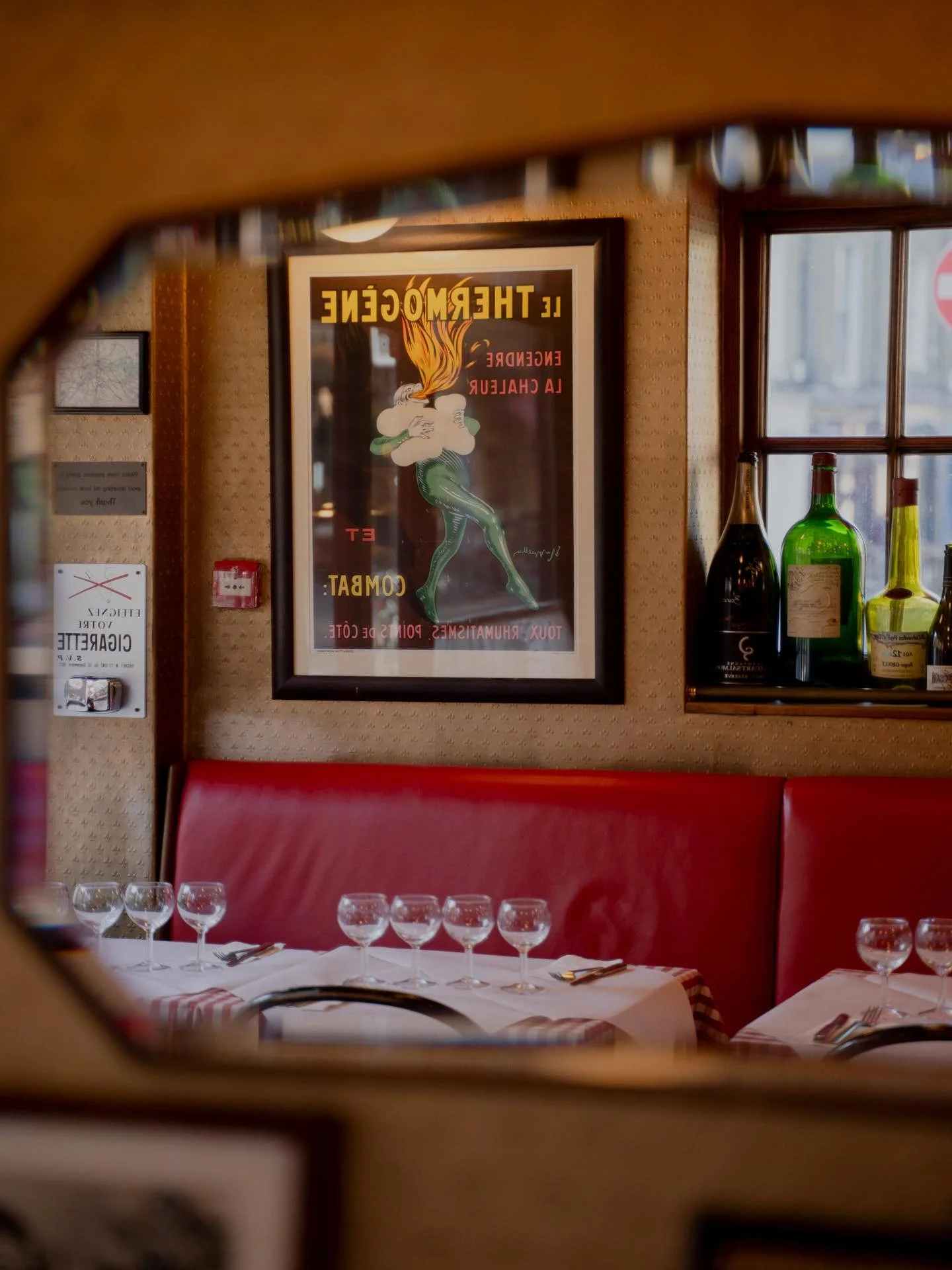 Small in size, big on charm. Our little French restaurant is filled with authentic flavours, warm hospitality, unforgettable moments, and the guests who make it all so special. 🍷✨

#cassecroute #bermondsey #frenchfood #frenchrestaurant