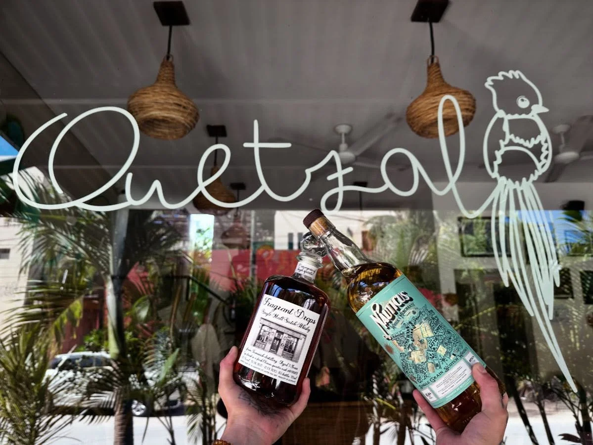 REGRESAMOS DE VACACIONES!!! 🦦🙃

ABRIMOS A LAS 5 Y LOS ESPERAMOS CON NUEVAS BOTELLAS DE NUESTROS AMIGOS DE @nauticusbar DIRECTAMENTE TRA&Iacute;DAS DE EDIMBURGO, ESCOCIA

SON LAS &Uacute;NICAS BOTELLAS EXISTENTES EN M&Eacute;XICO! VEN A PROBAR ESTAS